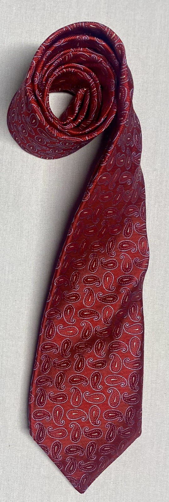 NORDSTROM ALL SILK AMERICAN MADE MEN’S RED PAISLEY WOVEN NECKTIE NWOT