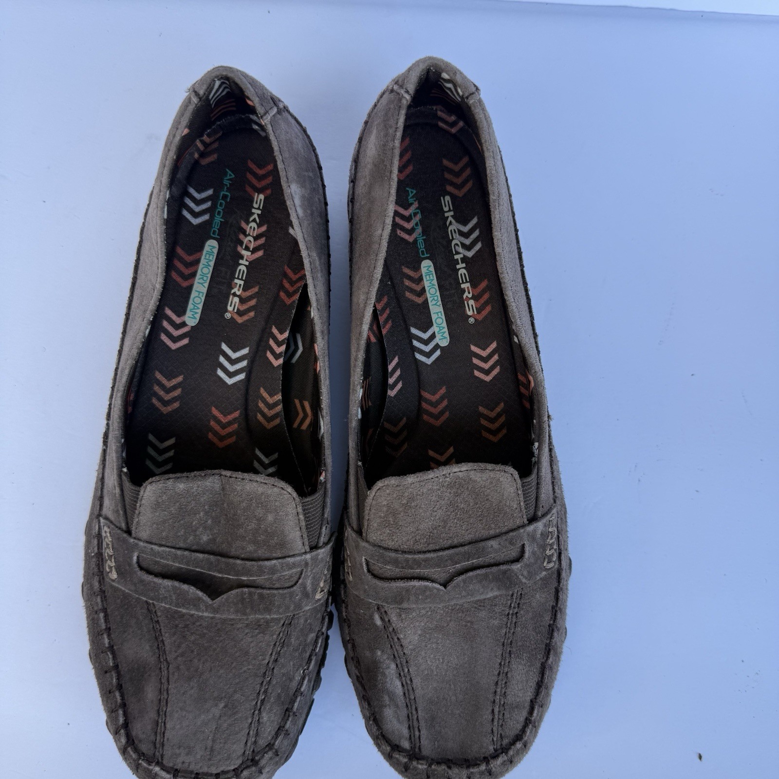 Skechers Womens Size 11 Chocolate Slip On Memory Foam Casual Shoes