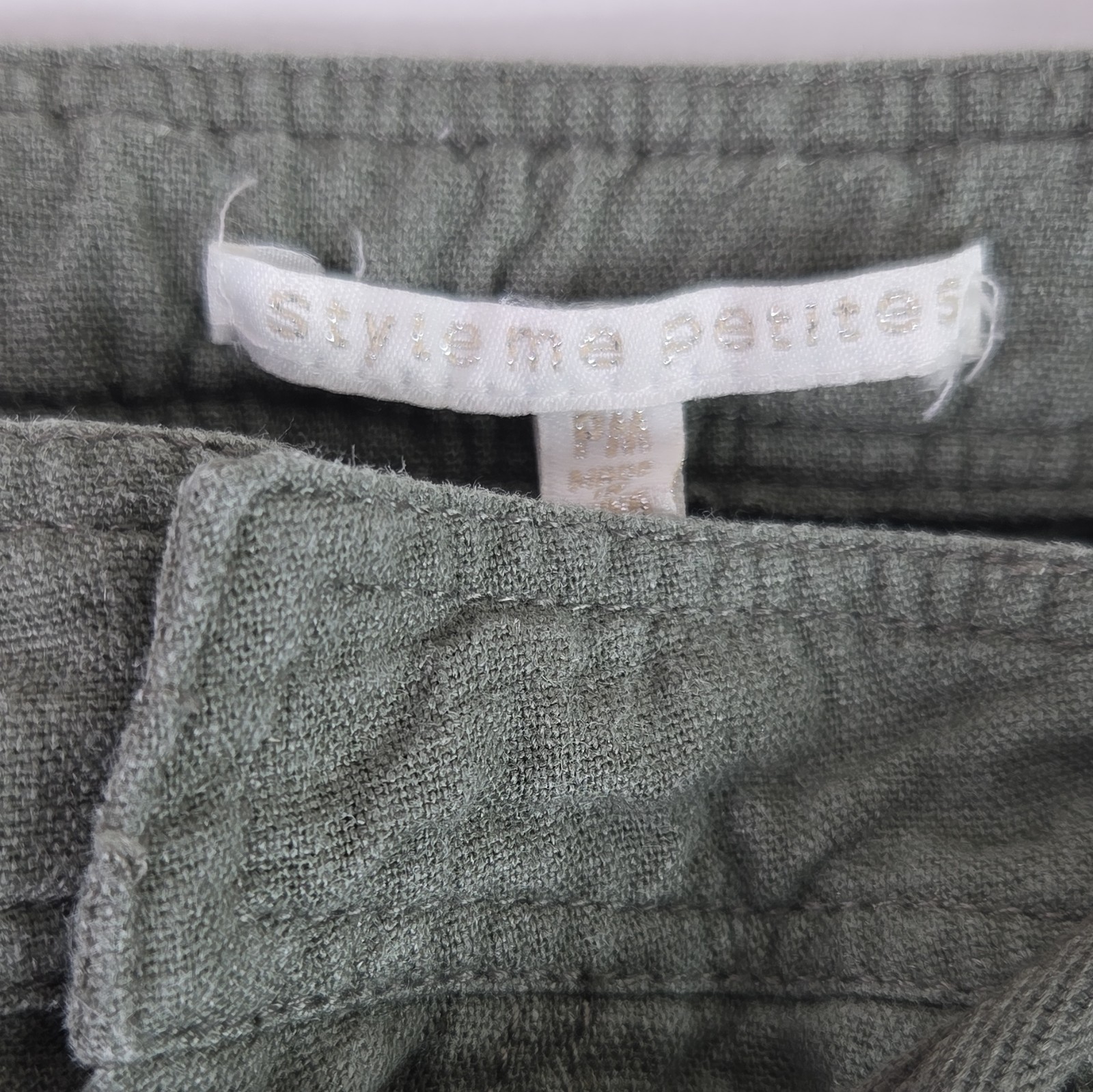 Women’s Green Linen Floral Embroidered Ankle Pants