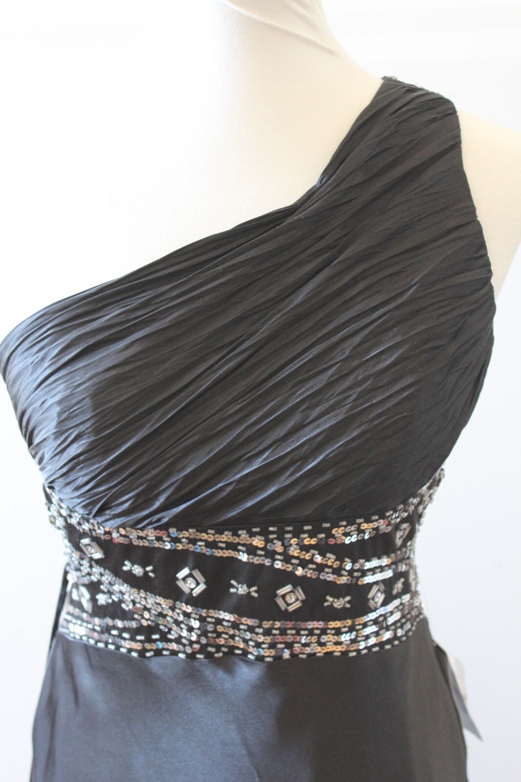 Juniors MXI Black Sequined Satin Evening Gown Prom Dress Sz 7/8 NWT $100 L#466