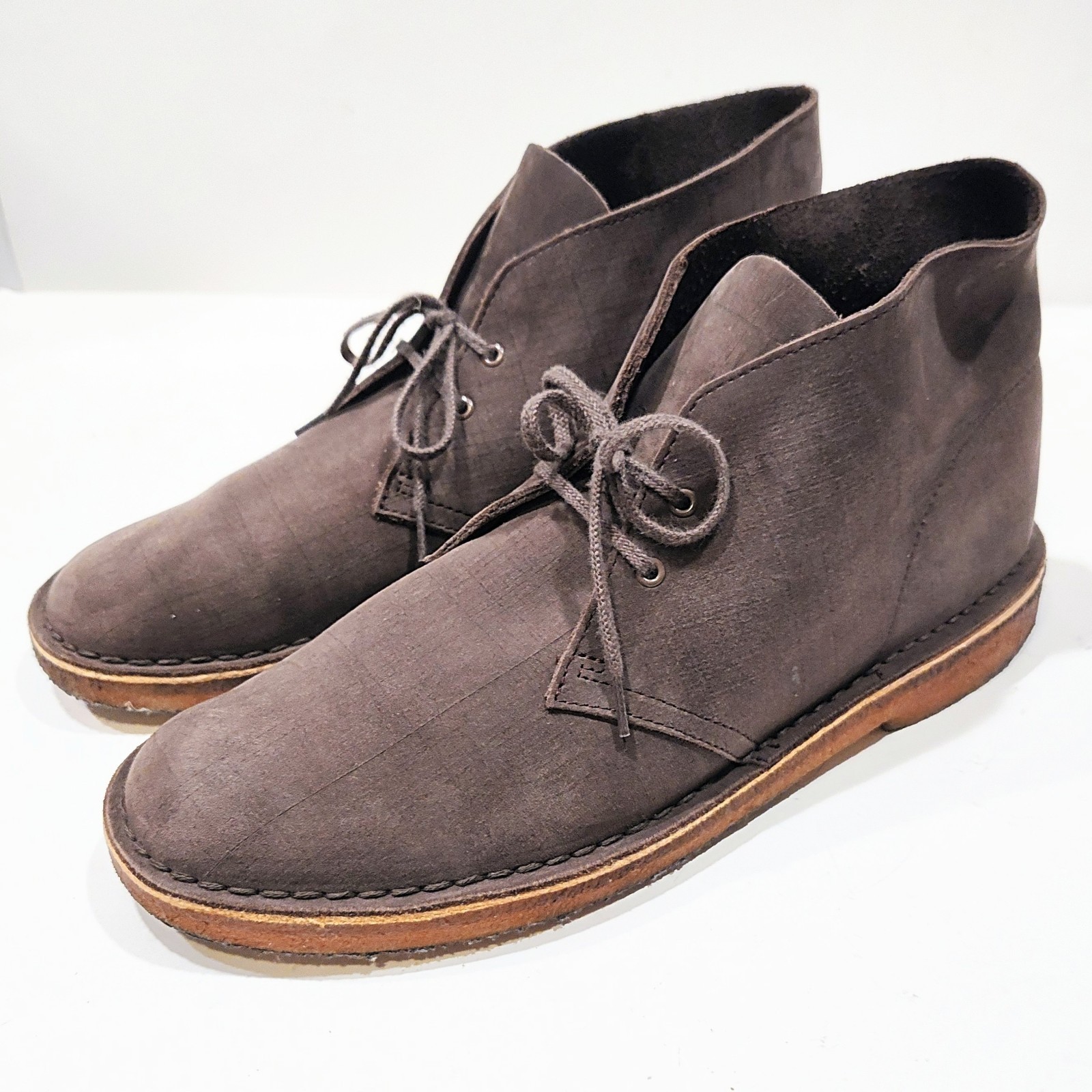 Clarks Originals Desert Boot Chukka Mens 11M Gray Textured Suede Crepe Sole Shoe