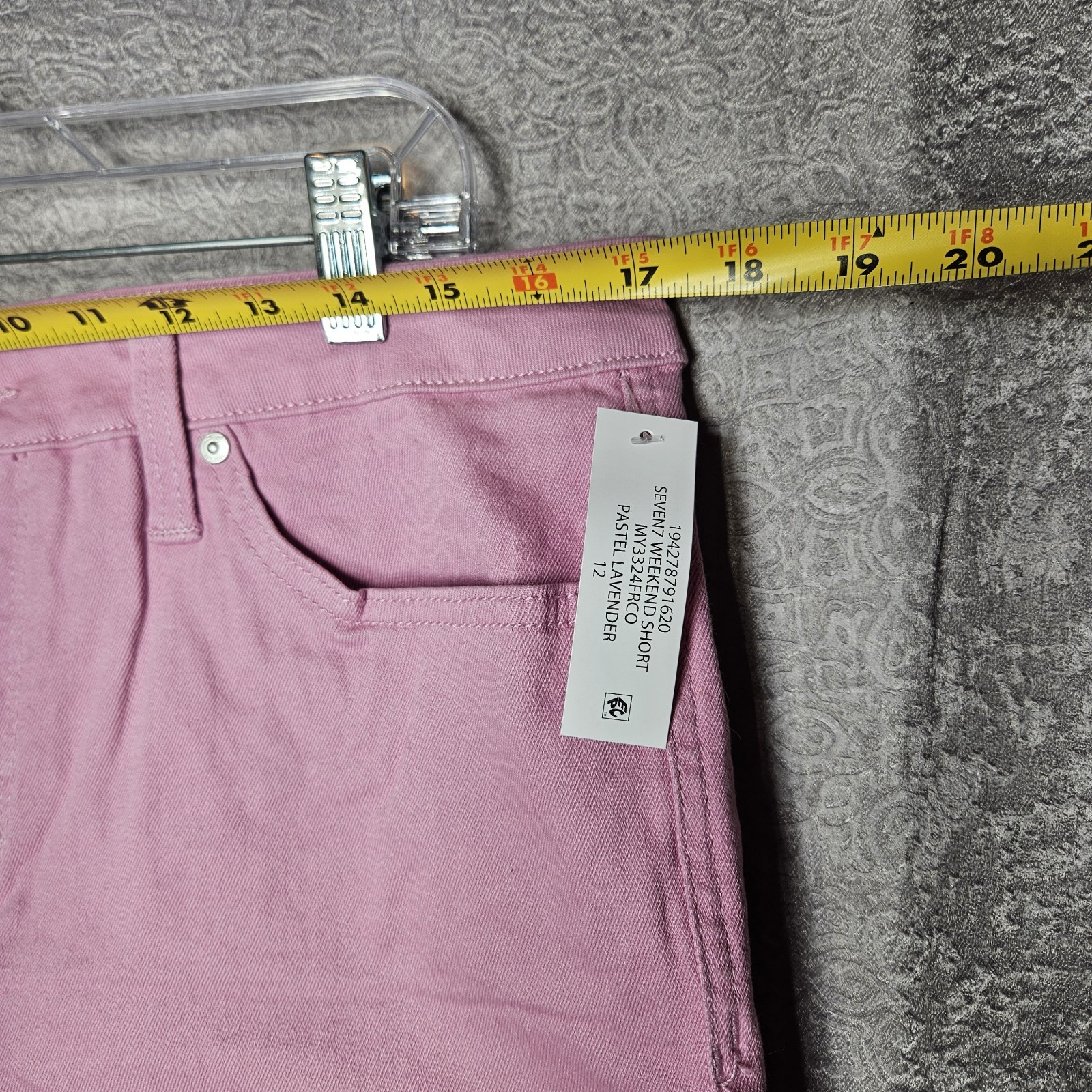 Seven7 Shorts Women’s Size 12 Fray Hem High Rise Denim Pastel Lavendar Zip