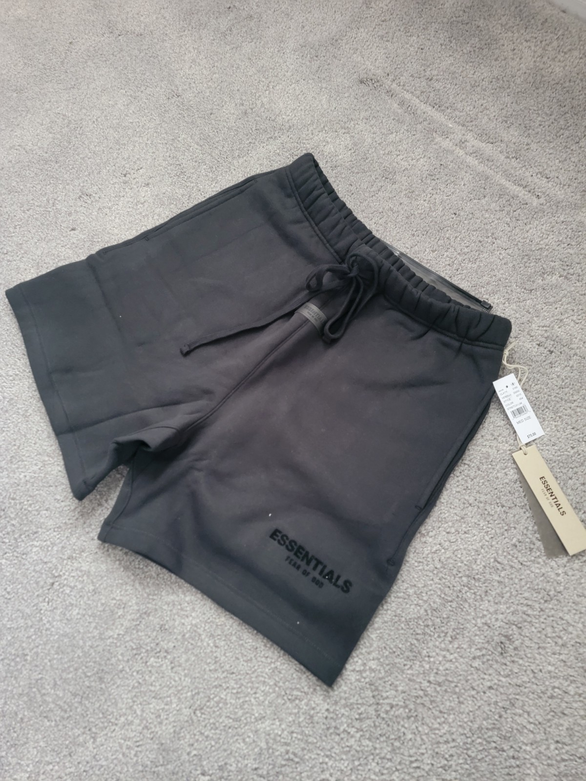 Essentials Men’s Sweat Shorts Fear of Gods Size Medium Black Brand New