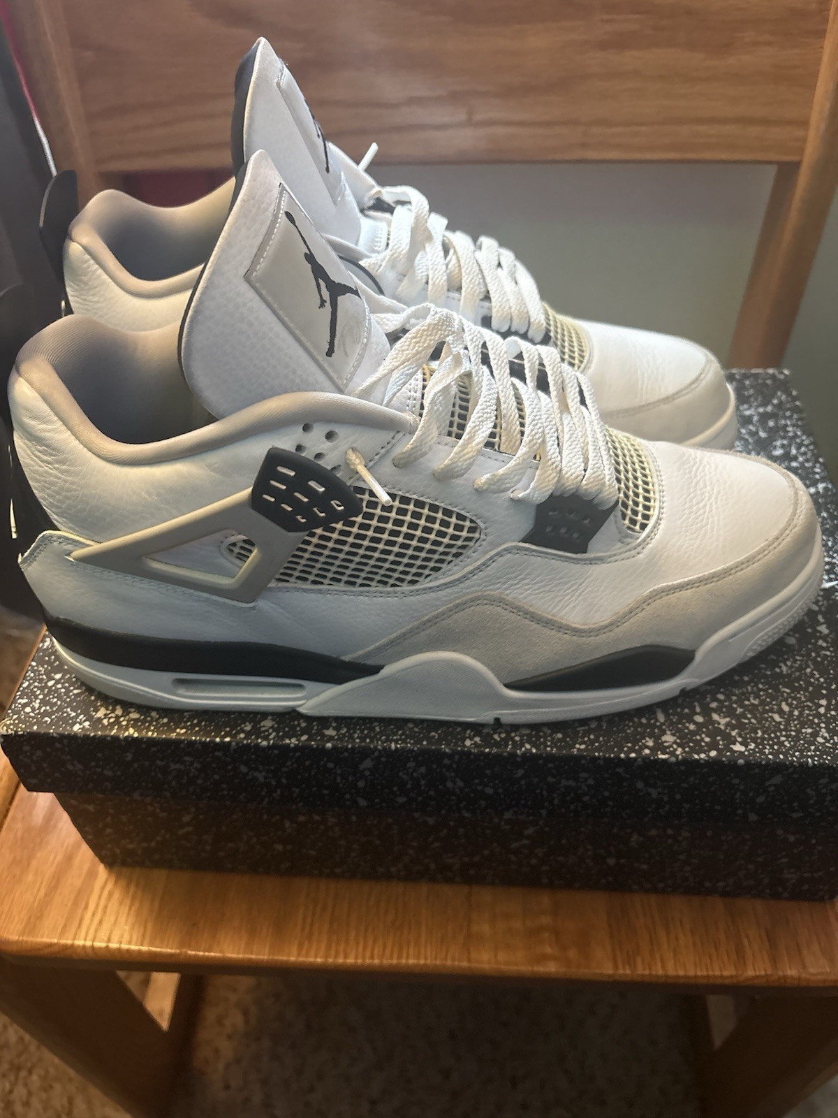 Jordan Air Jordan 4 Retro Military Black White/Black/Neutral Grey DH6927-111