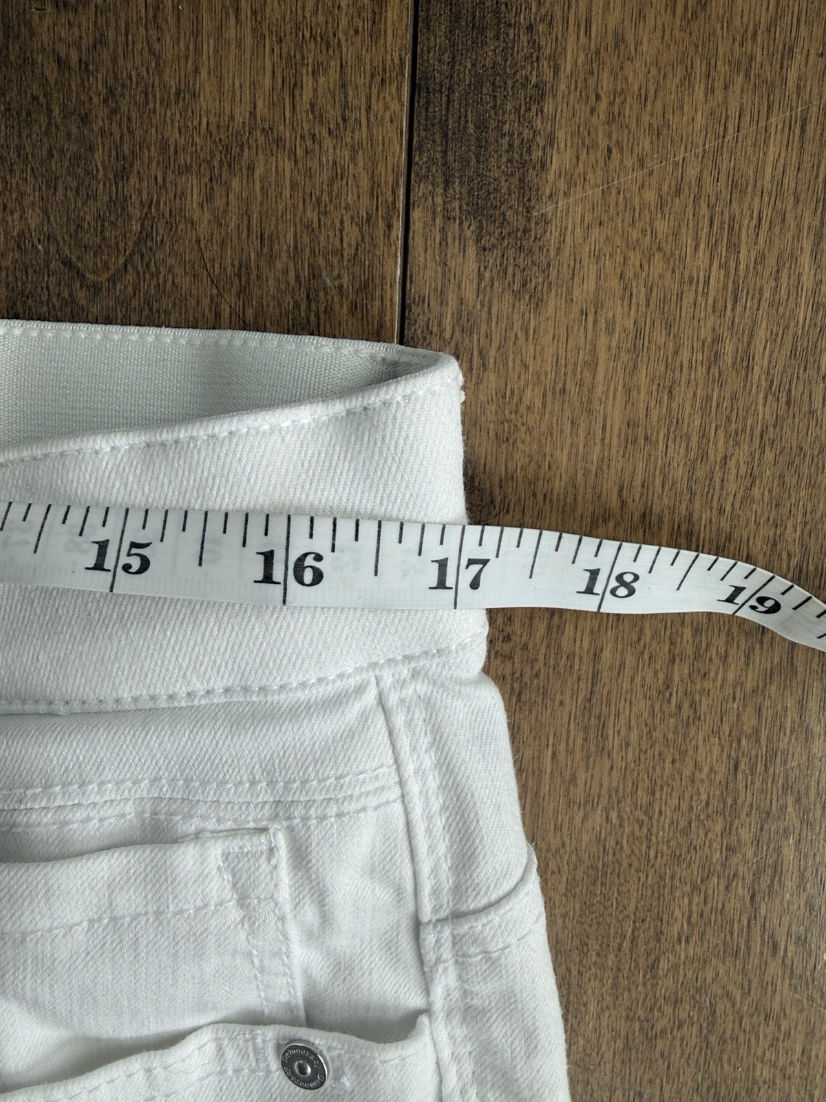 Democracy Ab’solution White High Rise Straight Leg Jeans 14P