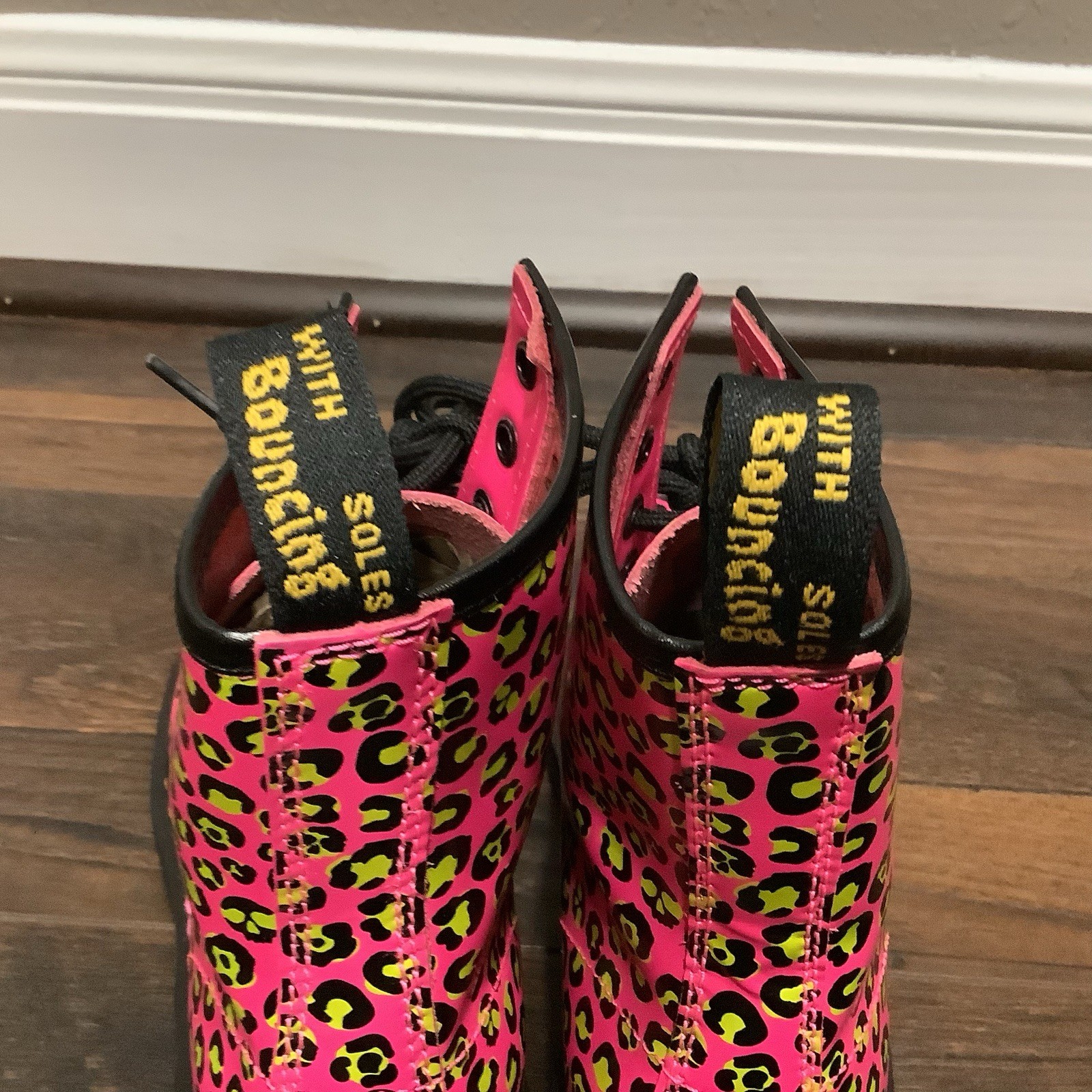 Dr Martens New 1460 Neon Pink Lime Leopard Print Patent Leather Boots Womens 6
