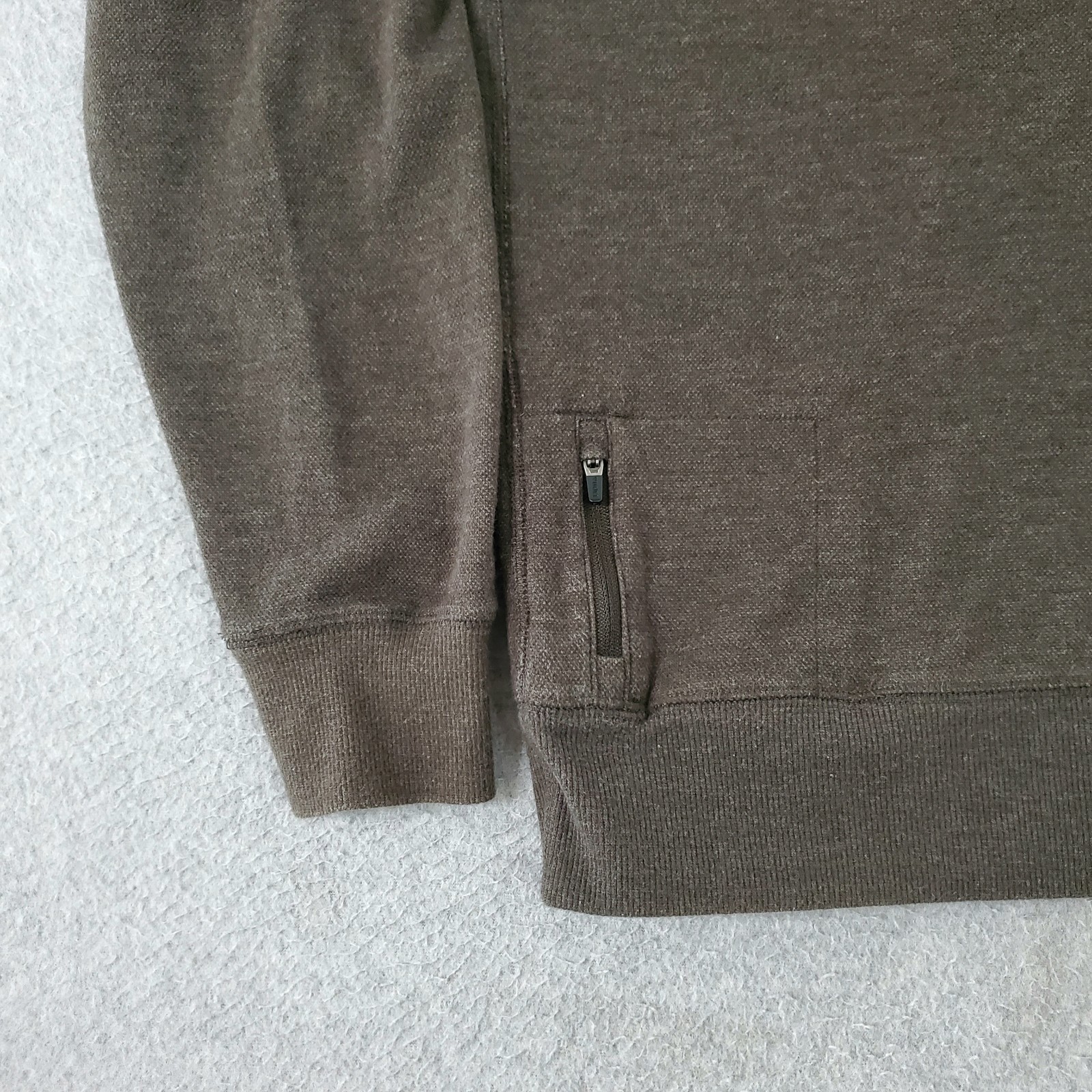 Vuori Jeffreys Sweatshirt Mens Medium Pullover Zip Pocket Brown Crew Neck V218