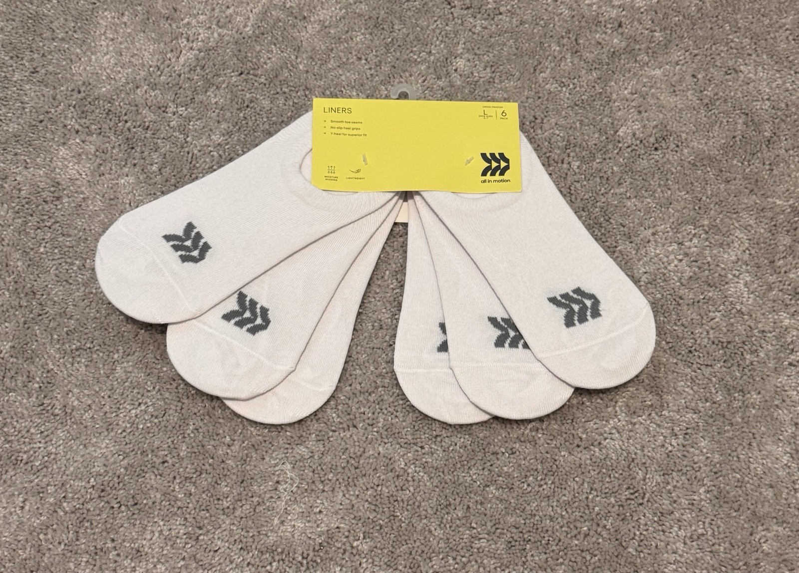 NWT All In Motion Liner Socks 6 Pack White Size L 3-7 Moisture Wicking No Show