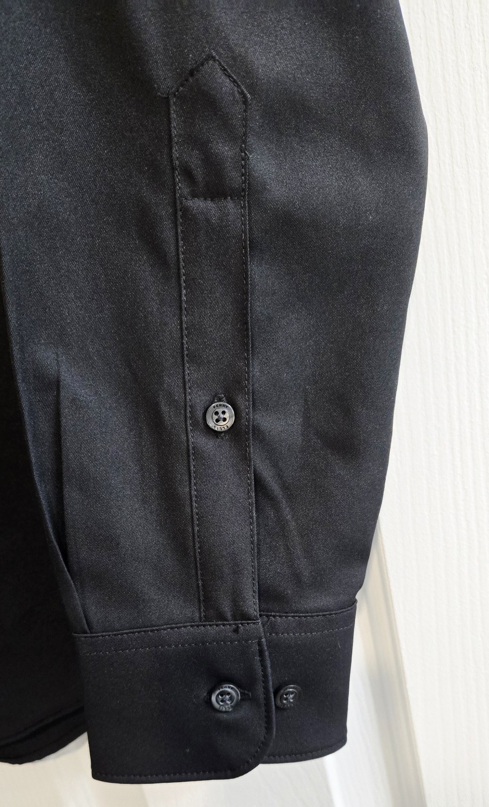 Perry Ellis Shirt Medium Black Banded Collar Untucked Slim Fit Stretch Modern