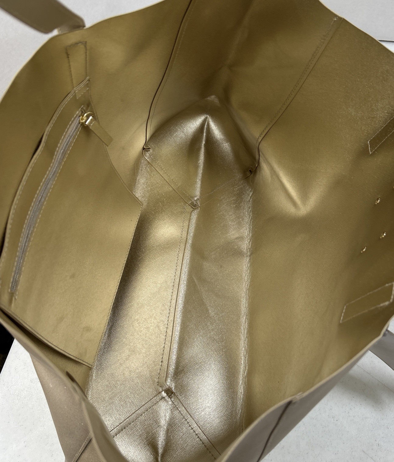 Michael Kors Gold Metallic Glamorous Glitter Large Tote Bag New! Beach Pool NWT