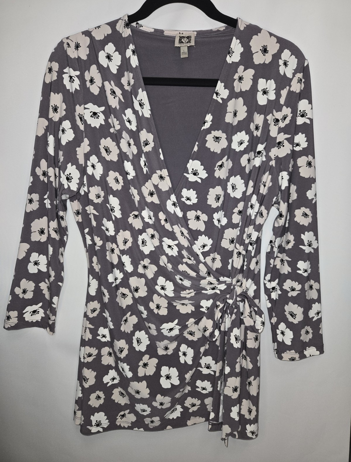 Anne Klein Women’s Floral Knit Wrap Tie Blouse V-Neck 3/4 Gray White L