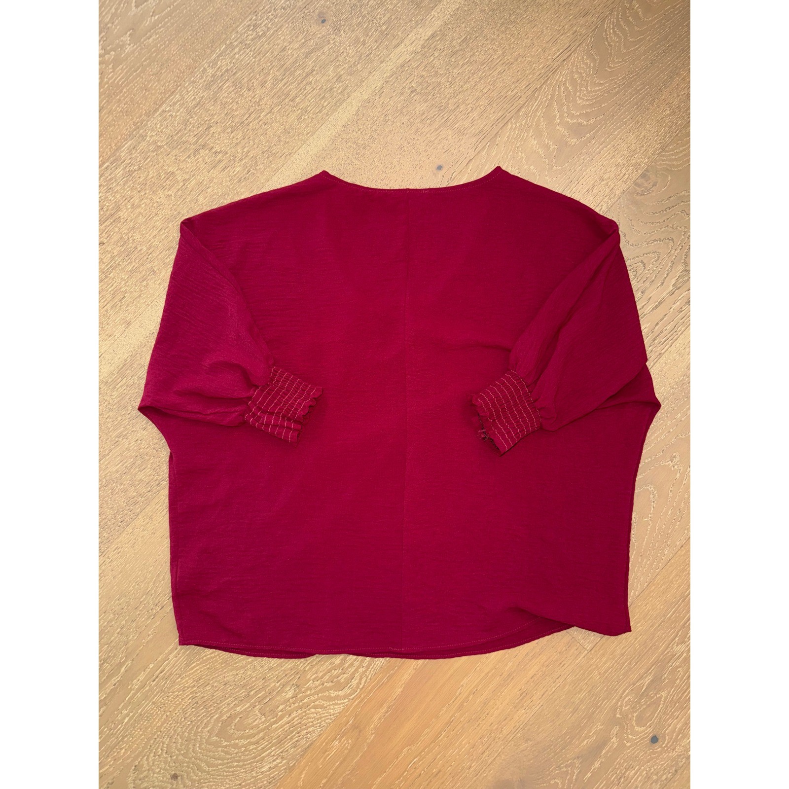 ee:some Burgundy V-Neck Batwing Sleeve Smocked Cuff Blouse Top Medium