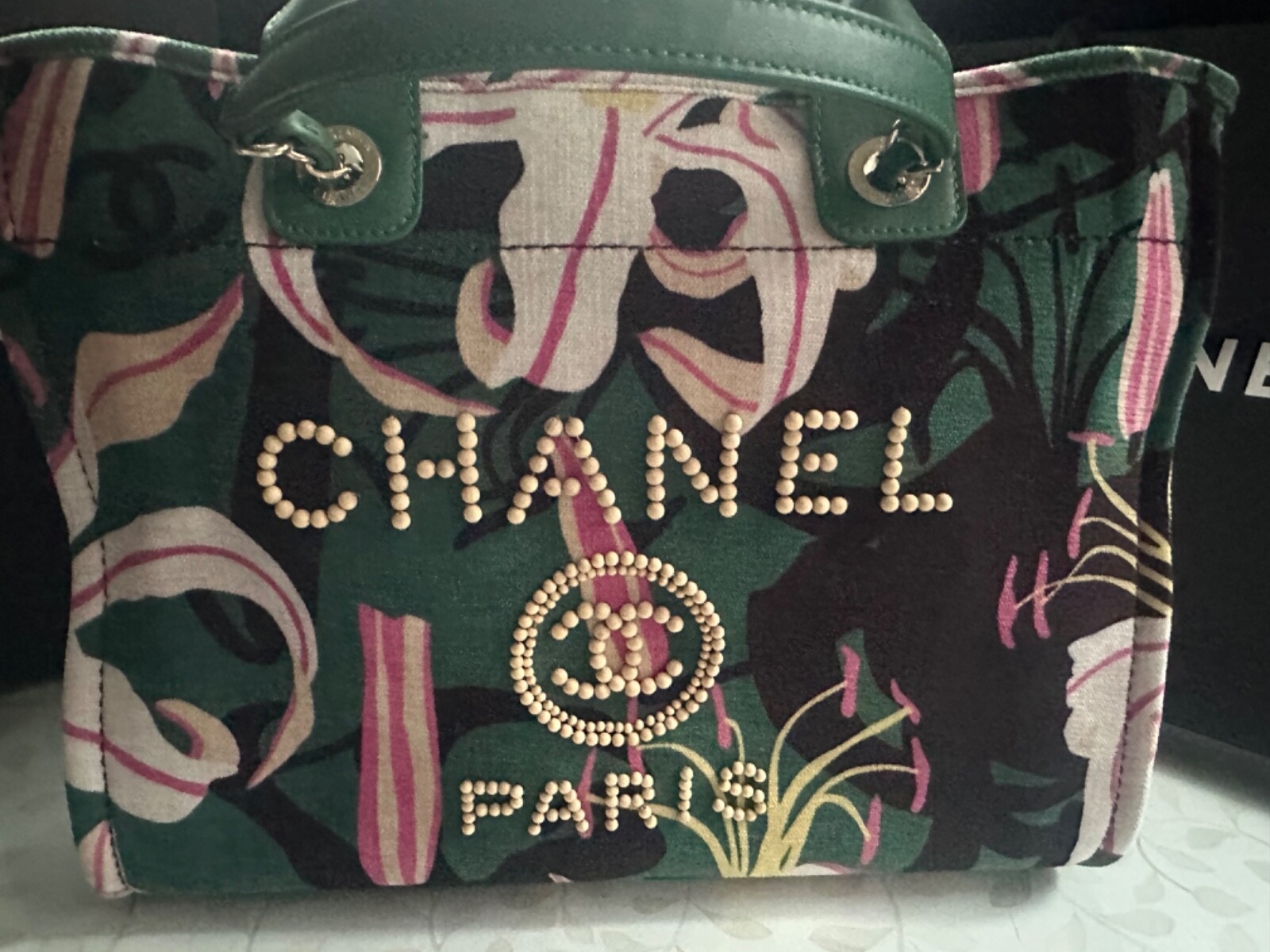 New 23A CHANEL LARGE Shopping Deauville Tote Pink Lilly Green Black + Pouch Bag