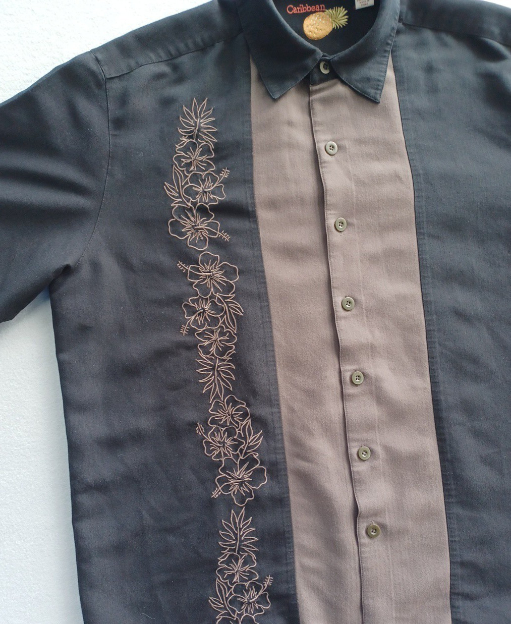 Caribbean Shirt Button Up Men’s Large Black Short Sleeve Shirt Rayon Blend