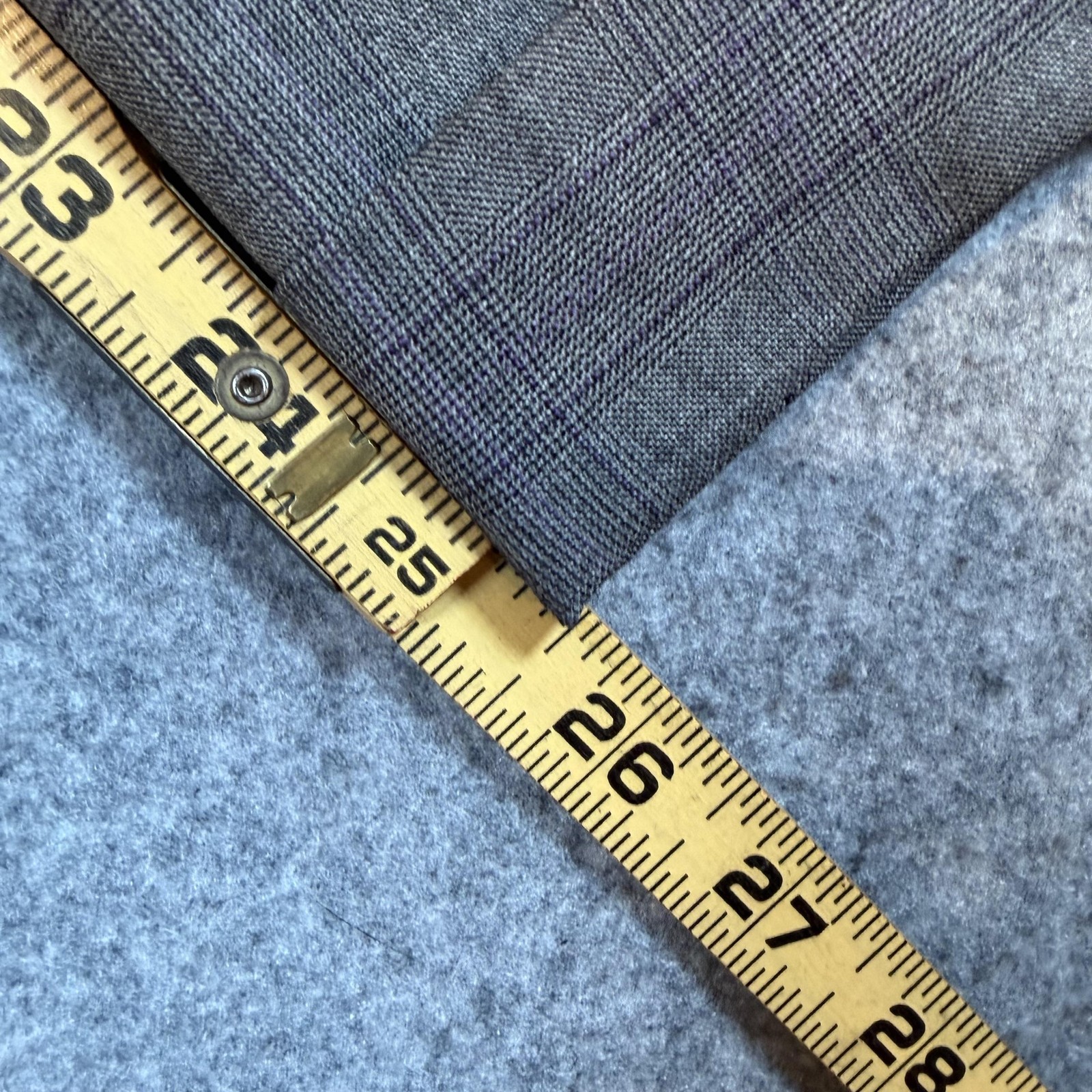 Hickey Freeman Suit Mens 48 42×26 Gray Plaid Wool Loro Piana Super 130s USA