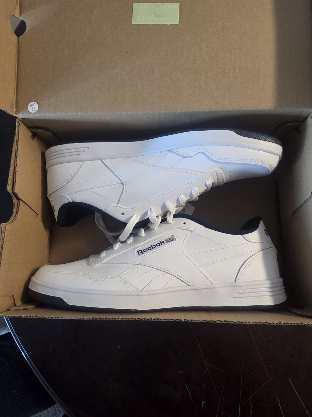 Reebok Club MEMT Lifestyle Sneakers Classic White and Collegiate Navy Men’s