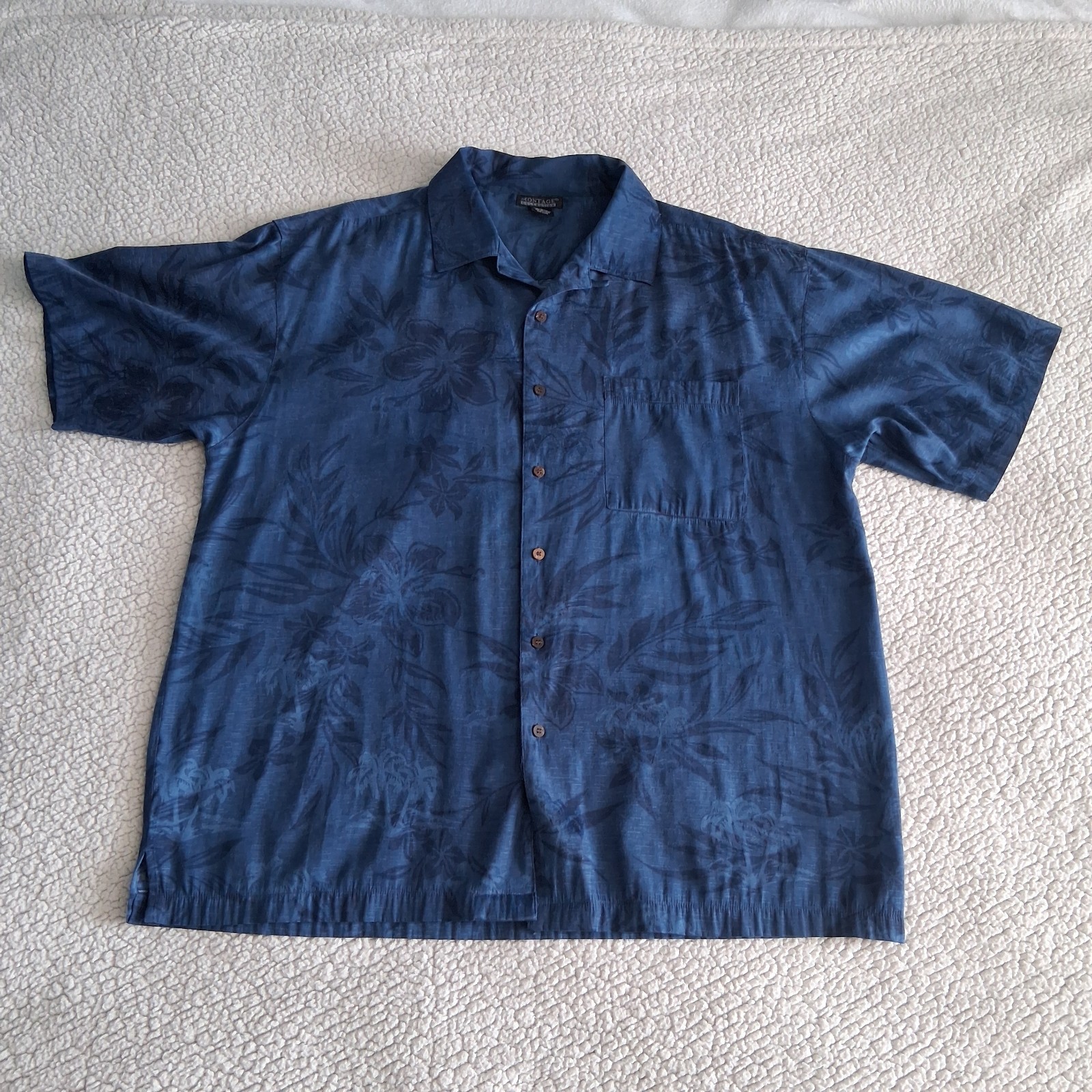Mens Hawaiian Shirt Size XL Montage Collection Blue Polyester & Rayon