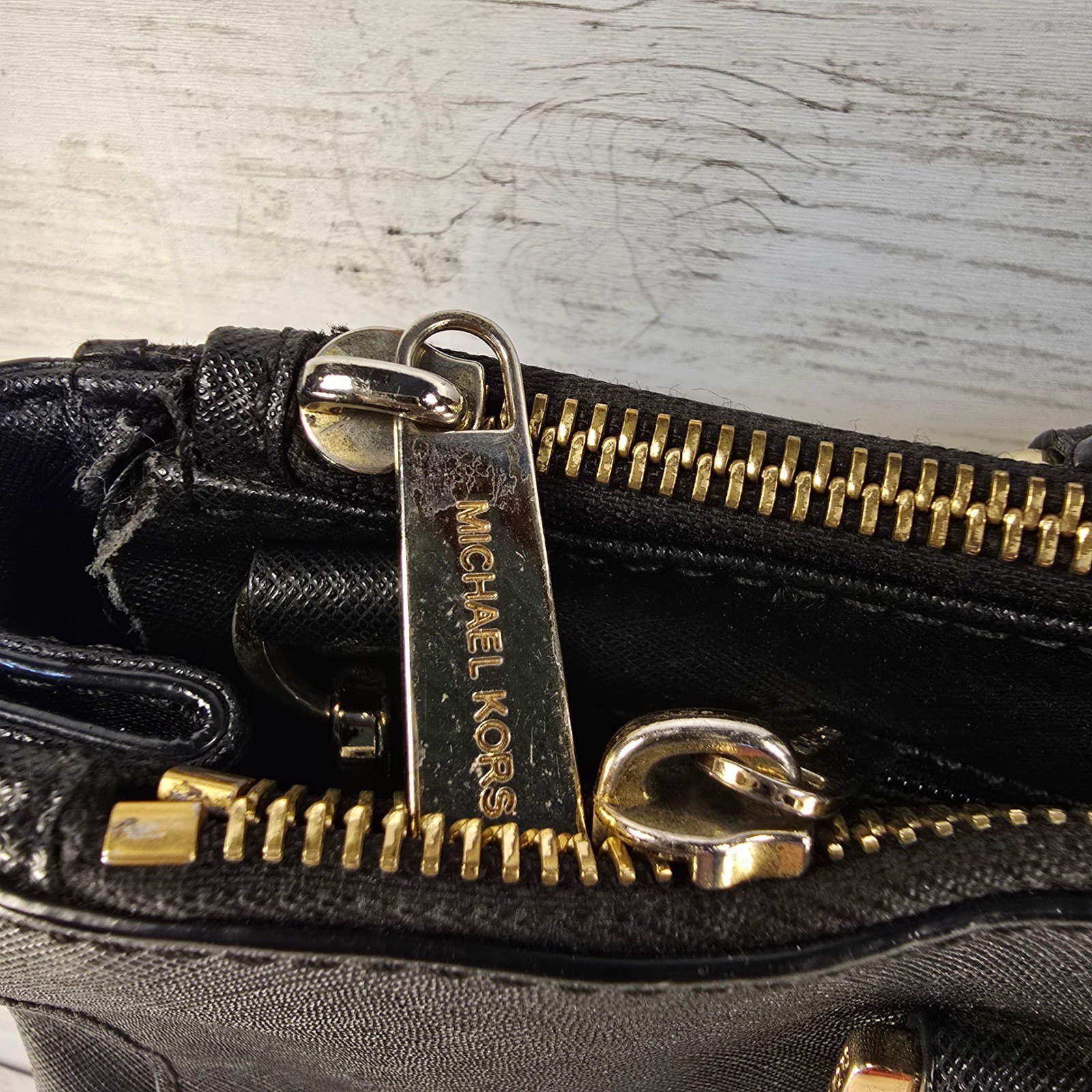 Michael Kors Savannah Satchel Black Saffiano Leather Gold Hardware Tote Bag
