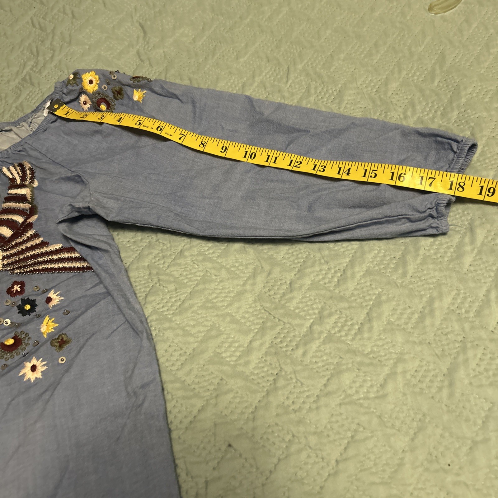 7TH AVENUE NEW YORK & COMPANY DESIGN STUDIO blue top with embroidery Size Small