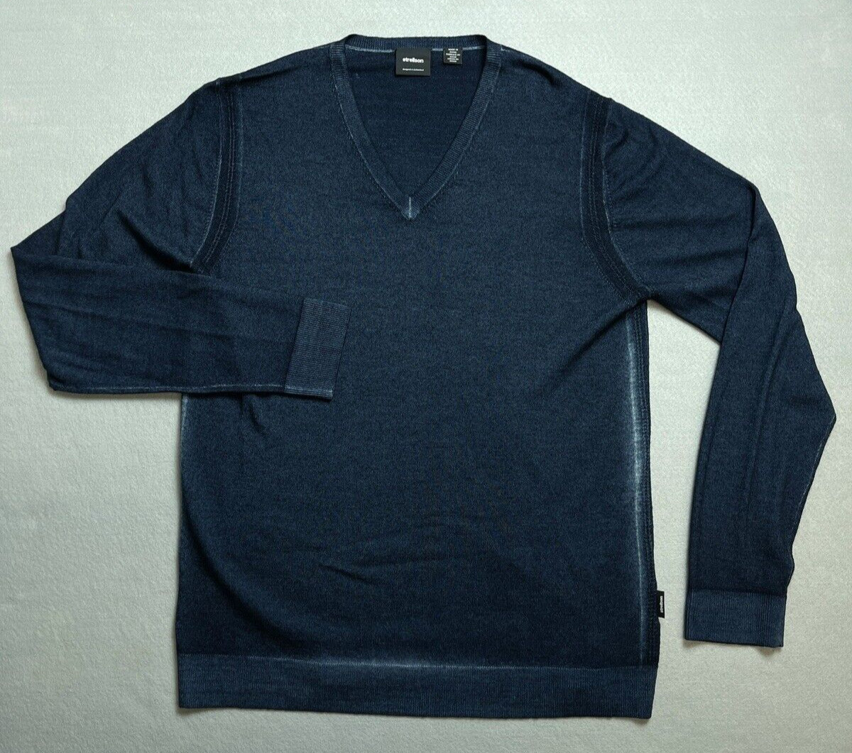Strellson Sweater Men’s Medium Blue V Neck Model K-Lamar-V Virgin Wool