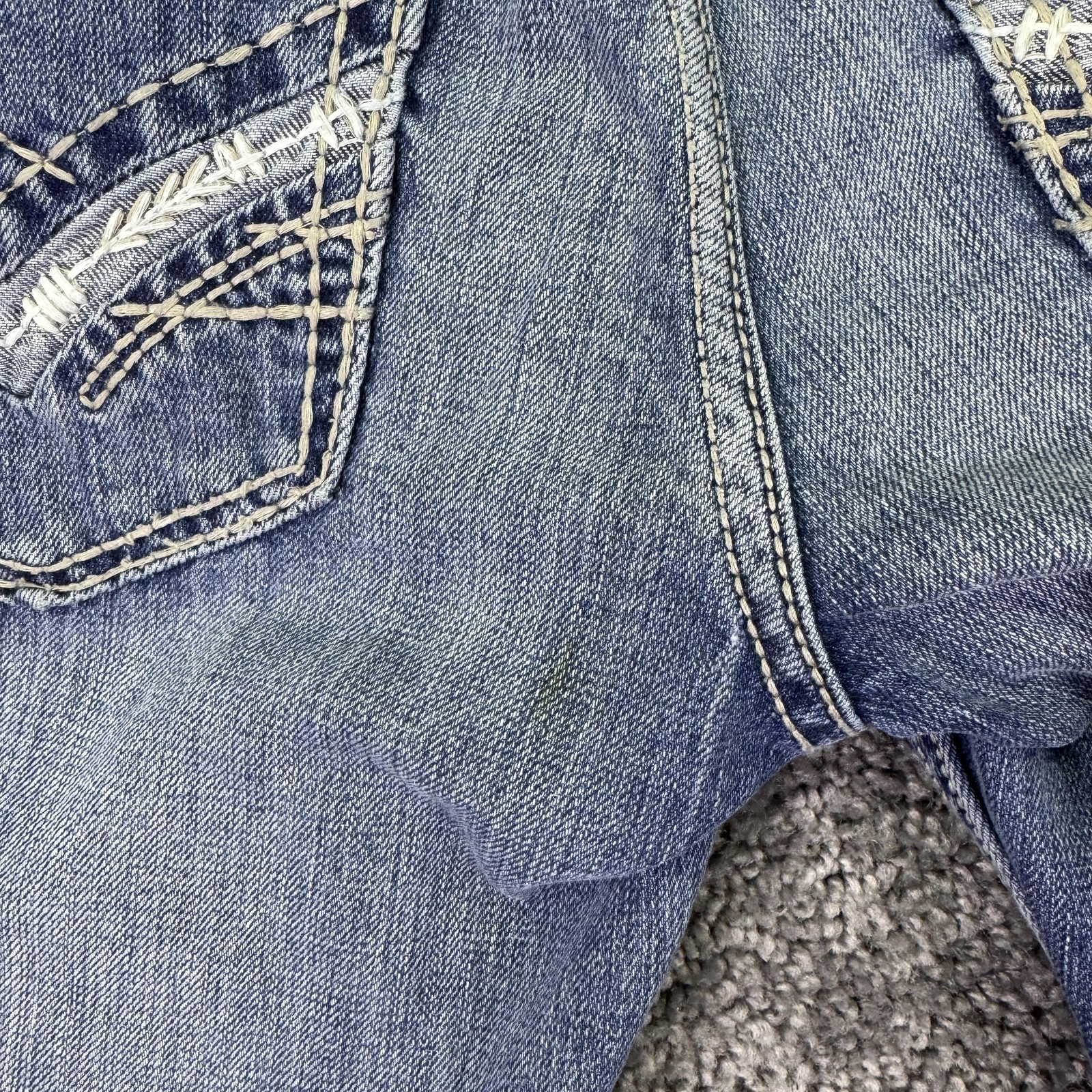 BKE Jeans Mens 32×31 Blue Aiden Relaxed Fit Bootcut Medium Wash Denim Work