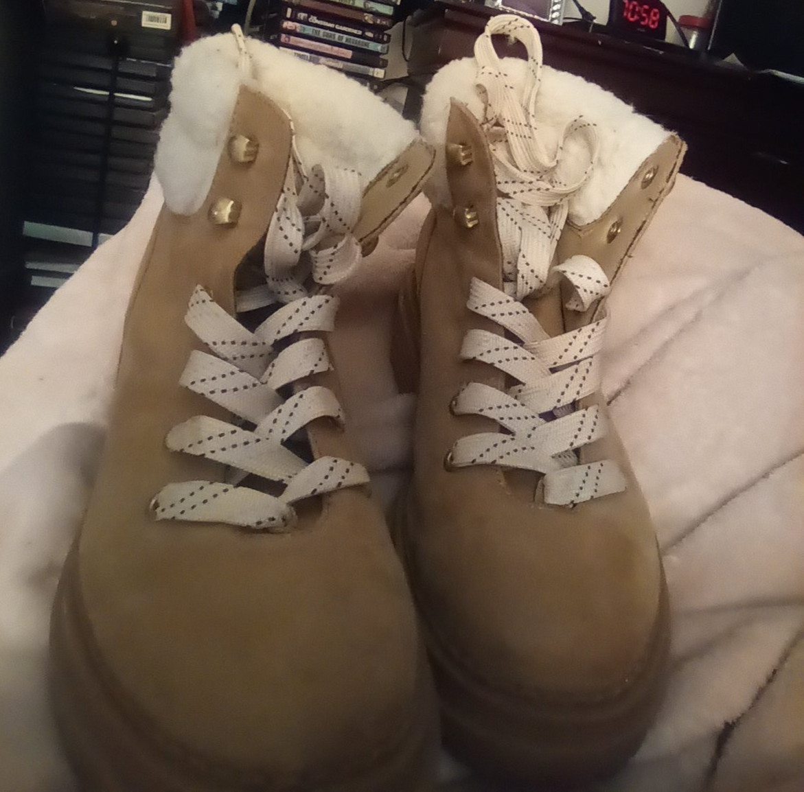 womens size 7 tan suede boots