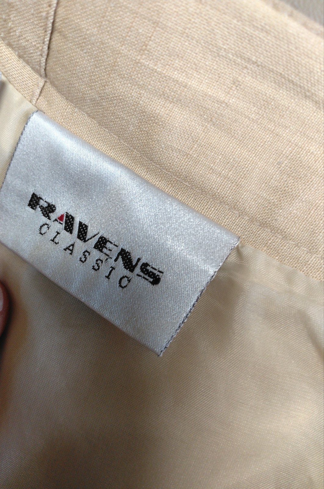 Vintage 80’s Ravens Classic beige linen polyester mix A-line midi skirt size 16