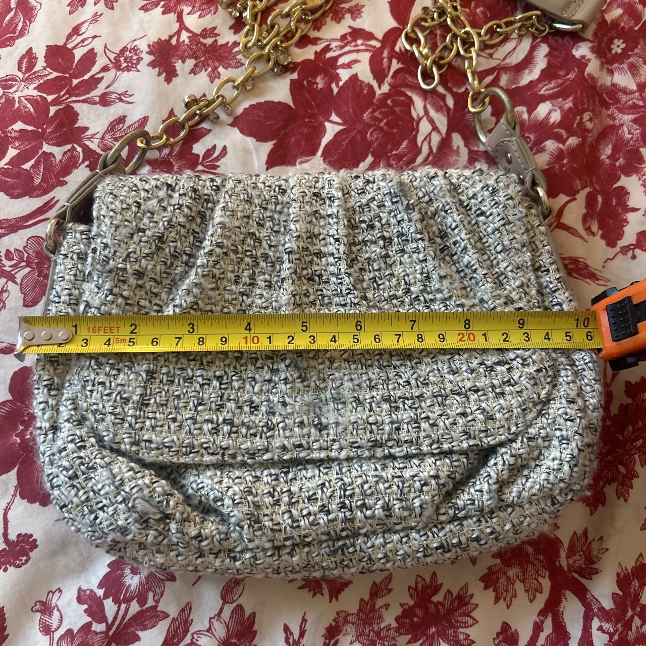 LOFT Gray Shoulder Bag Gold Chain Strap Magnetic Flap Lined Inner Pockets