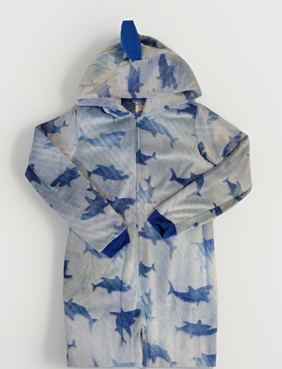 saint eve boys one piece pajamas hooded union suit XS 5/6 blue shark fleece