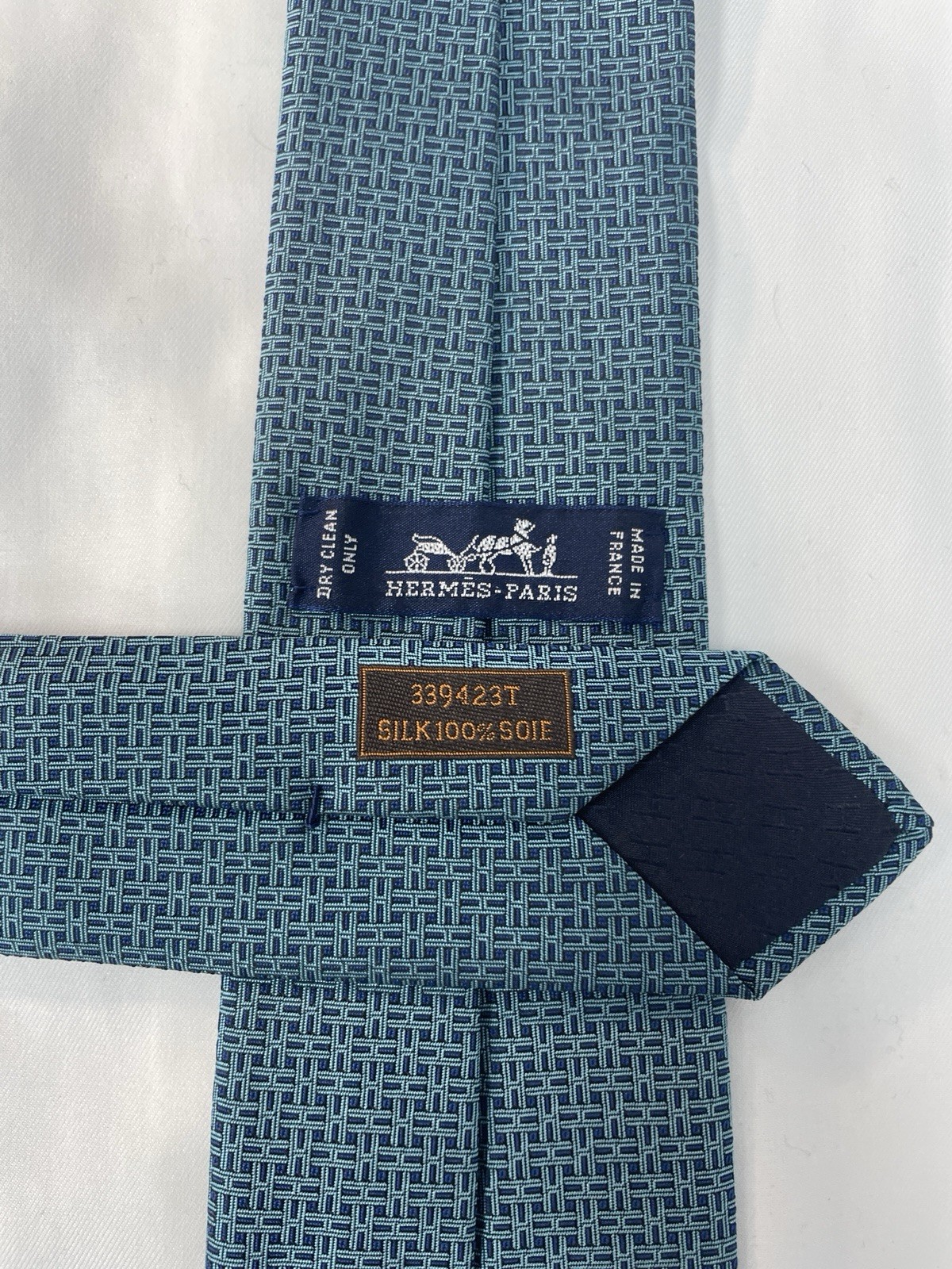 Hermes 100% Silk Men’s Tie Green “Pinces H” 339423T 7cm Width