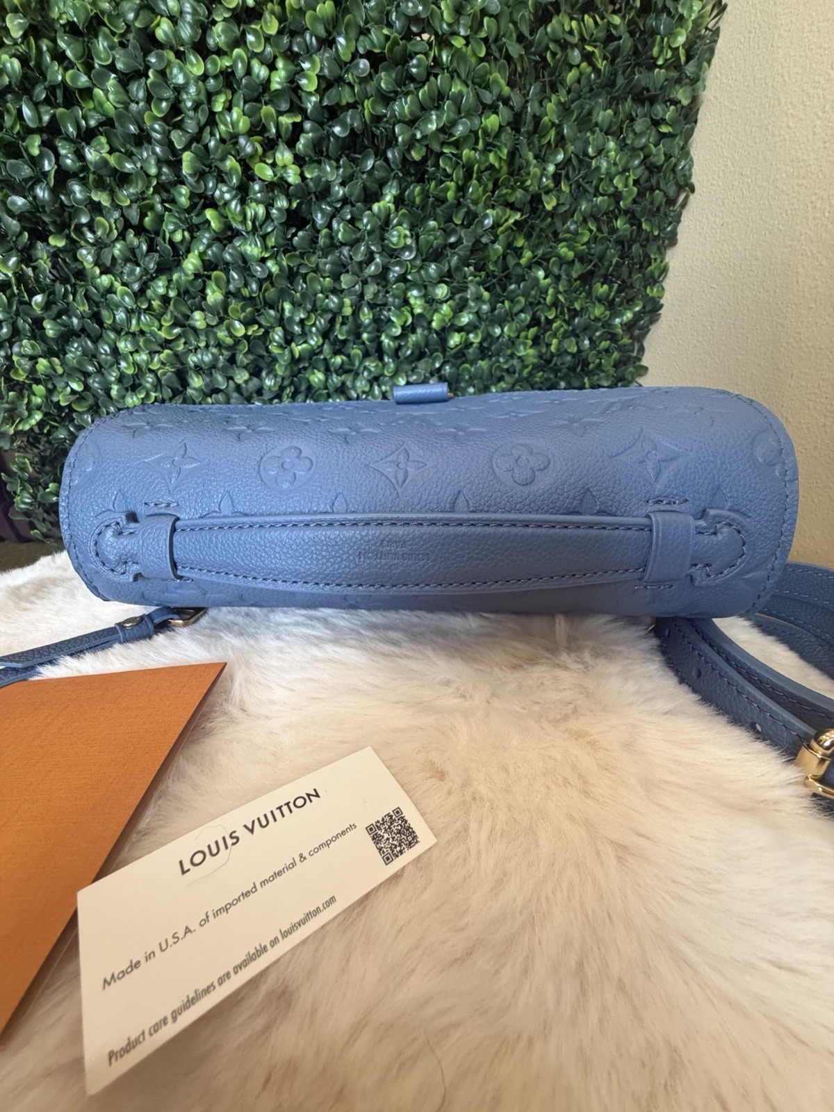Louis Vuitton Blue Empreinte Monogram Crossbody w/ Detachable Strap, Gold