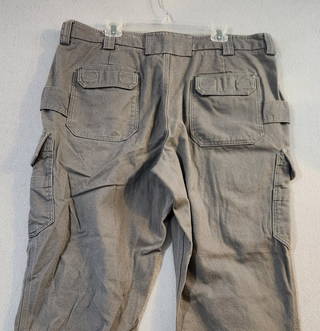 Duluth Trading Fire Hose Ultimate Cargo Pants Mens 42X30 Gray Heavyweight Gusset