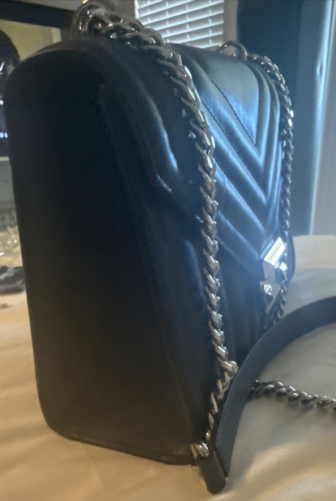 Michael Kors Whitney Quilted Tote Bag in Navy – Elegant Chain-Strap Shoulder Bag