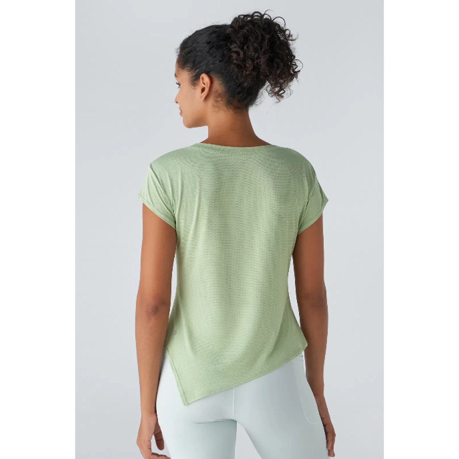 HALARA Sheer Jacquard Asymmetric Hem Top XS Quick Dry Workout NWT Light Green