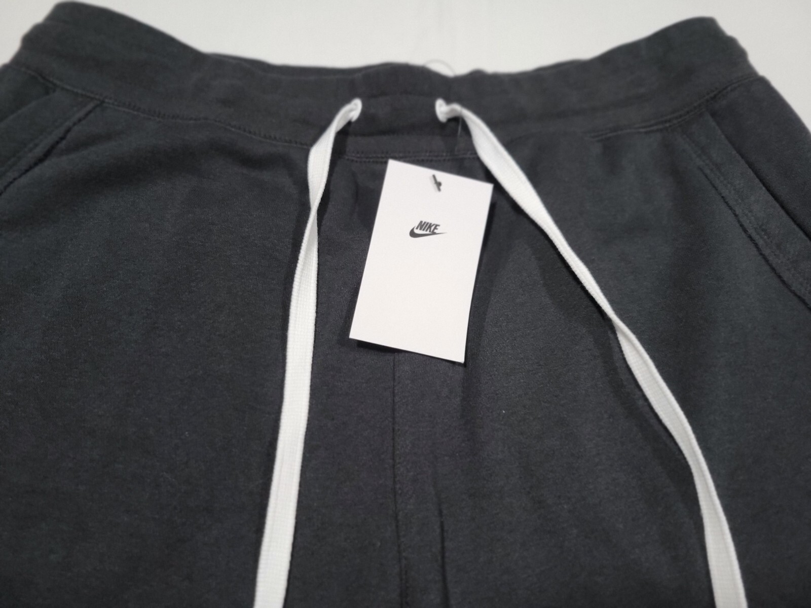 Nike Mens Sportswear Alumini Shorts Soft French Terry DX0502-010 Black-white