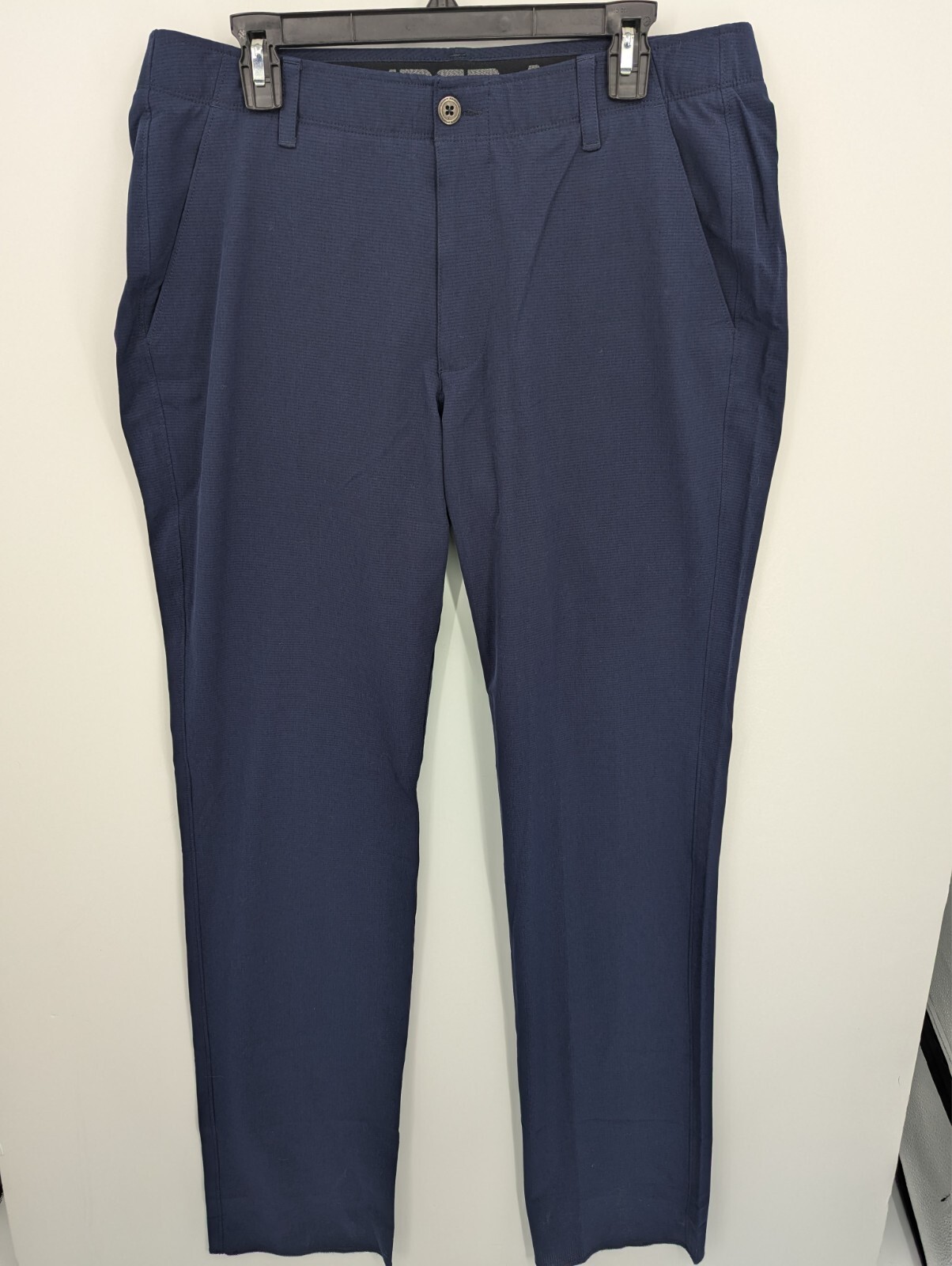 Under Armour Airvent HeatGear Men’s 36 UNHEMMED Flat Front Navy Golf Pants, NWT!