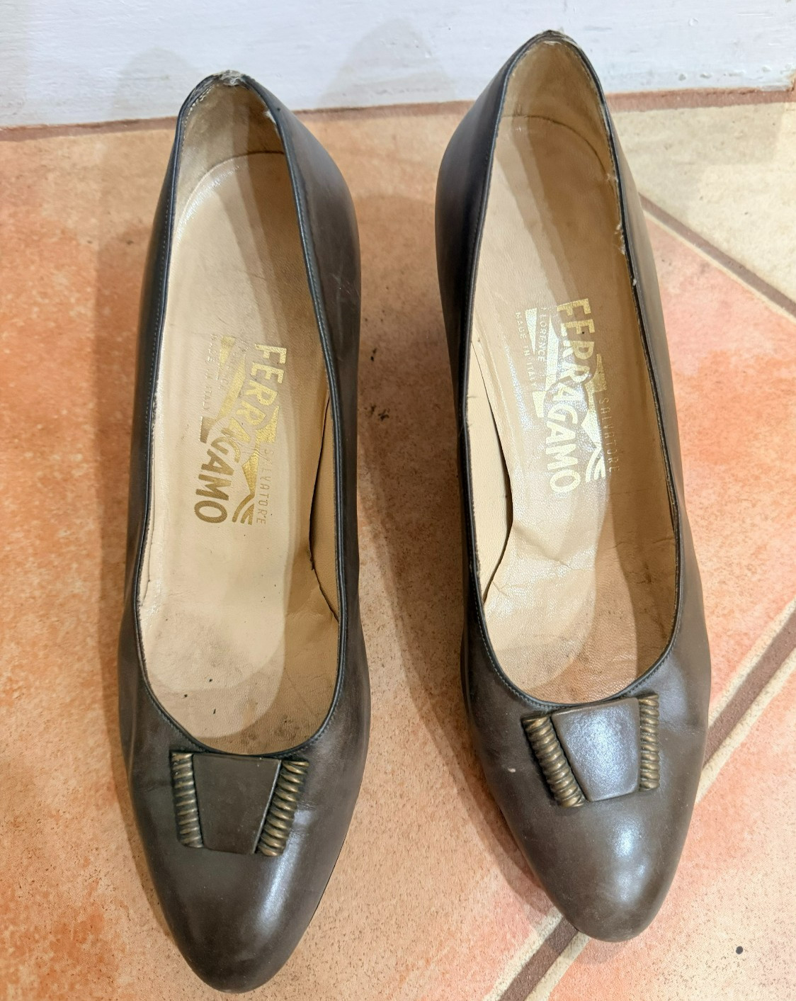 Salvatore Ferragamo brown leather shoes size 7.5 C