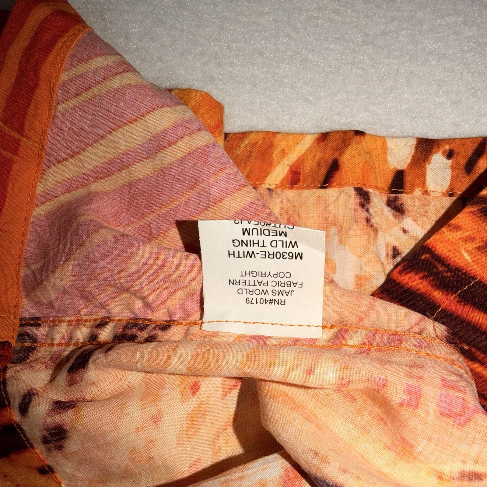 Vintage Jams World Hawaii Rayon Hawaiian Shirt Abstract Orange USA Mens M