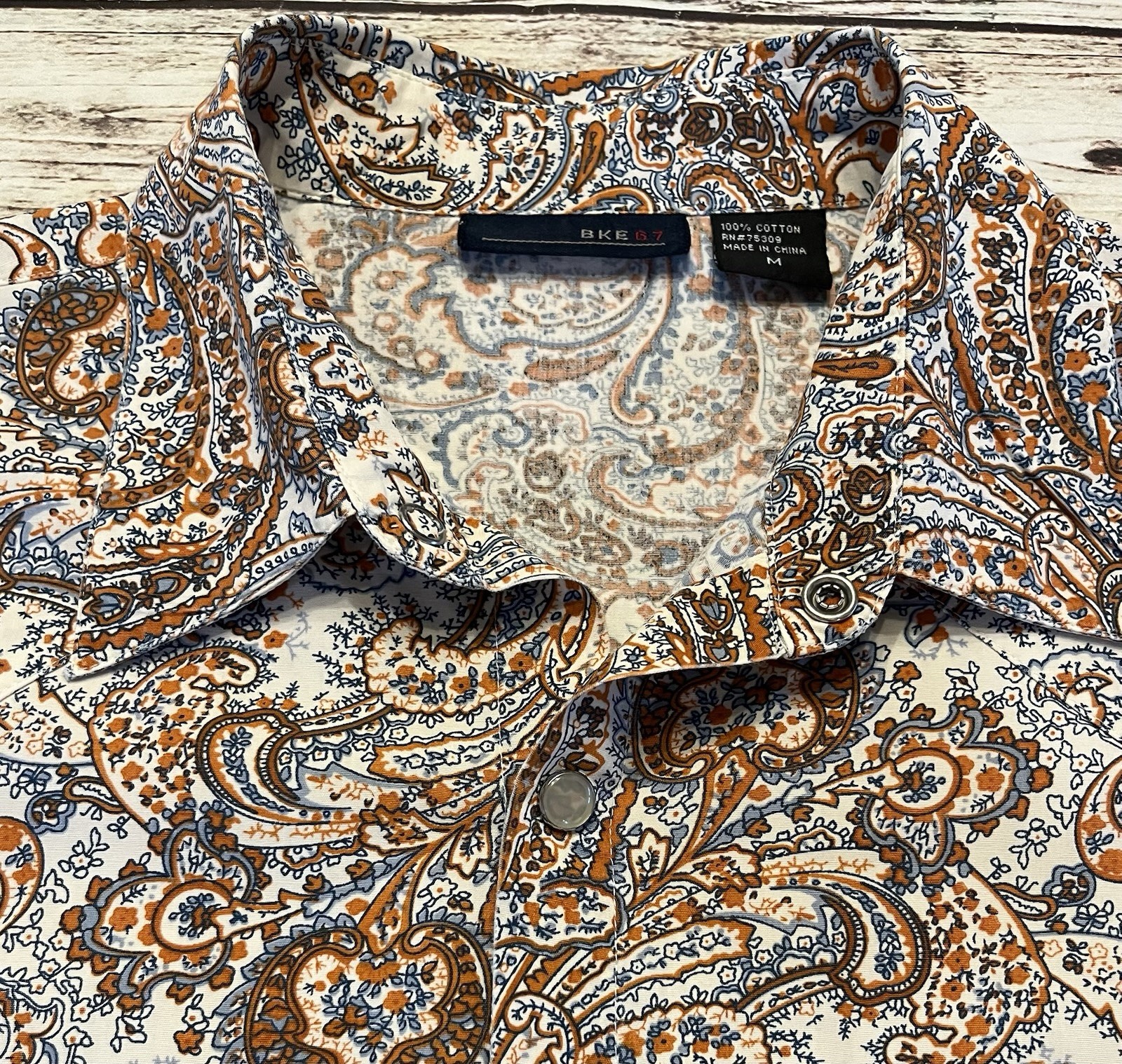 Buckle BKE 67 Pearl Snap Paisley Shirt Women Medium Blue & Orange 100% Cotton
