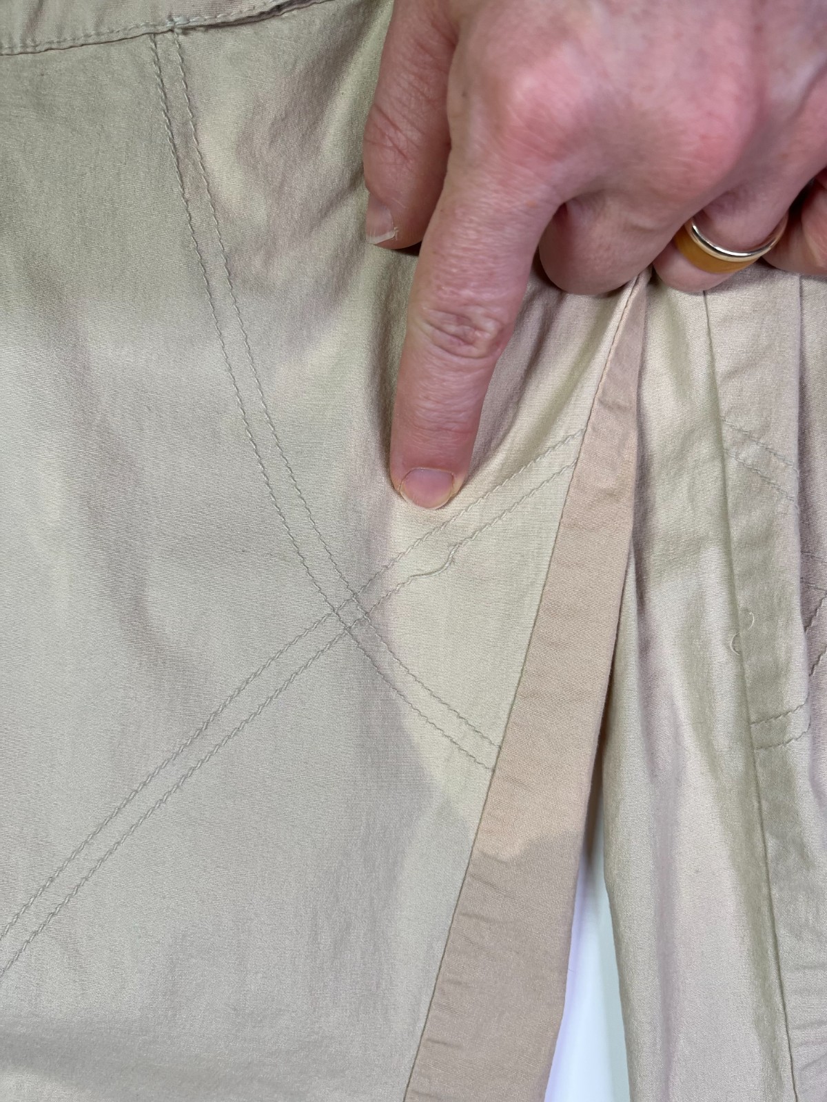 Pete & Greta Size 0 Cargo Pants Tan Cotton *Flaw