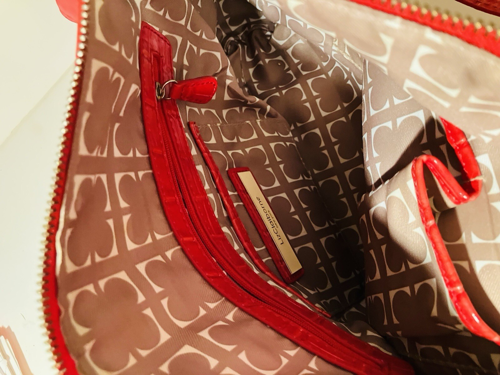 LIZ CLAIBORNE Burgundy Dark Red Faux Leather Gator Crocodile Handbag Purse Tote