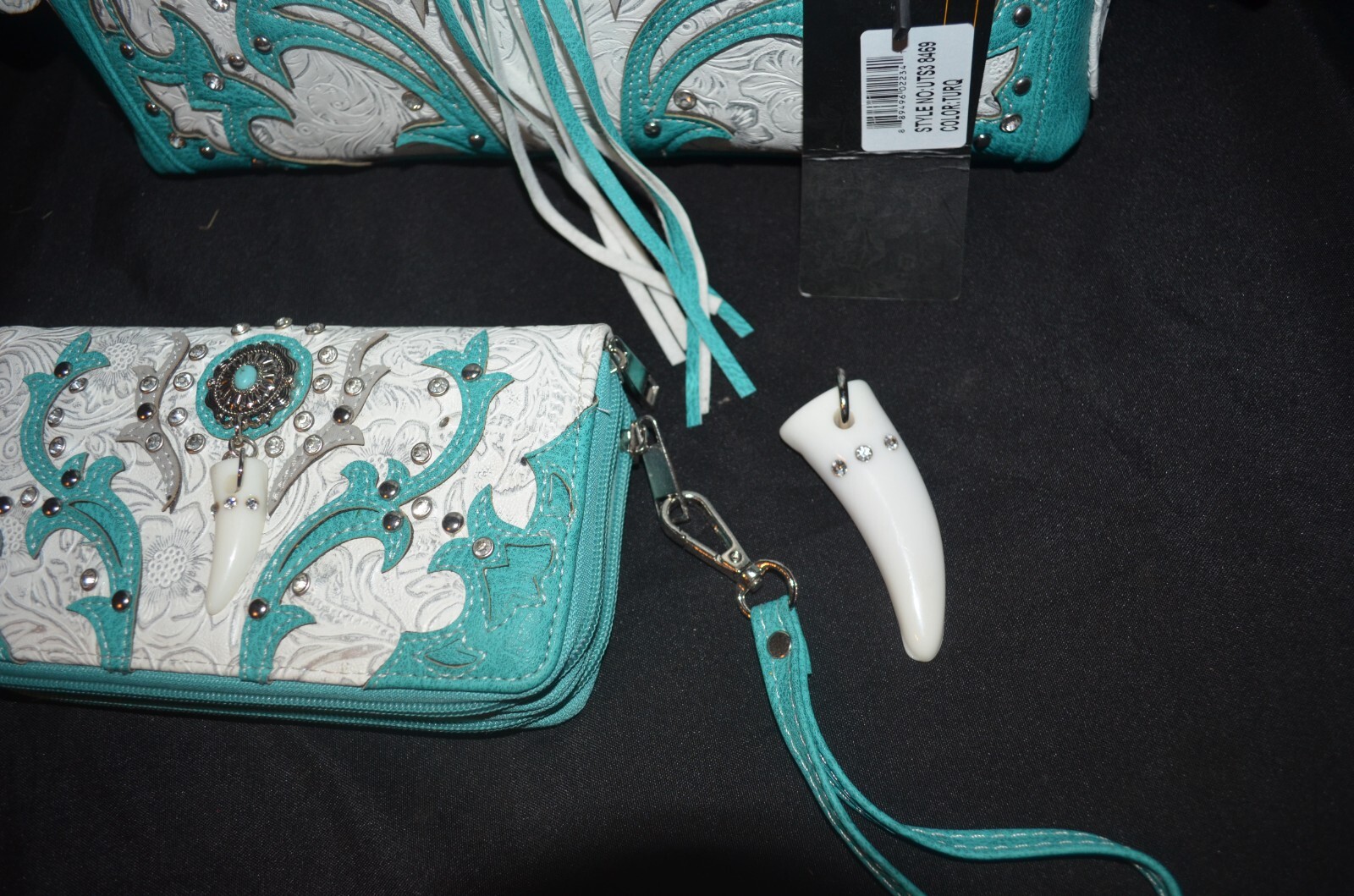 Cowgirl Trendy Purse & Wallet Gun Conceal Purse New Turquoise and White