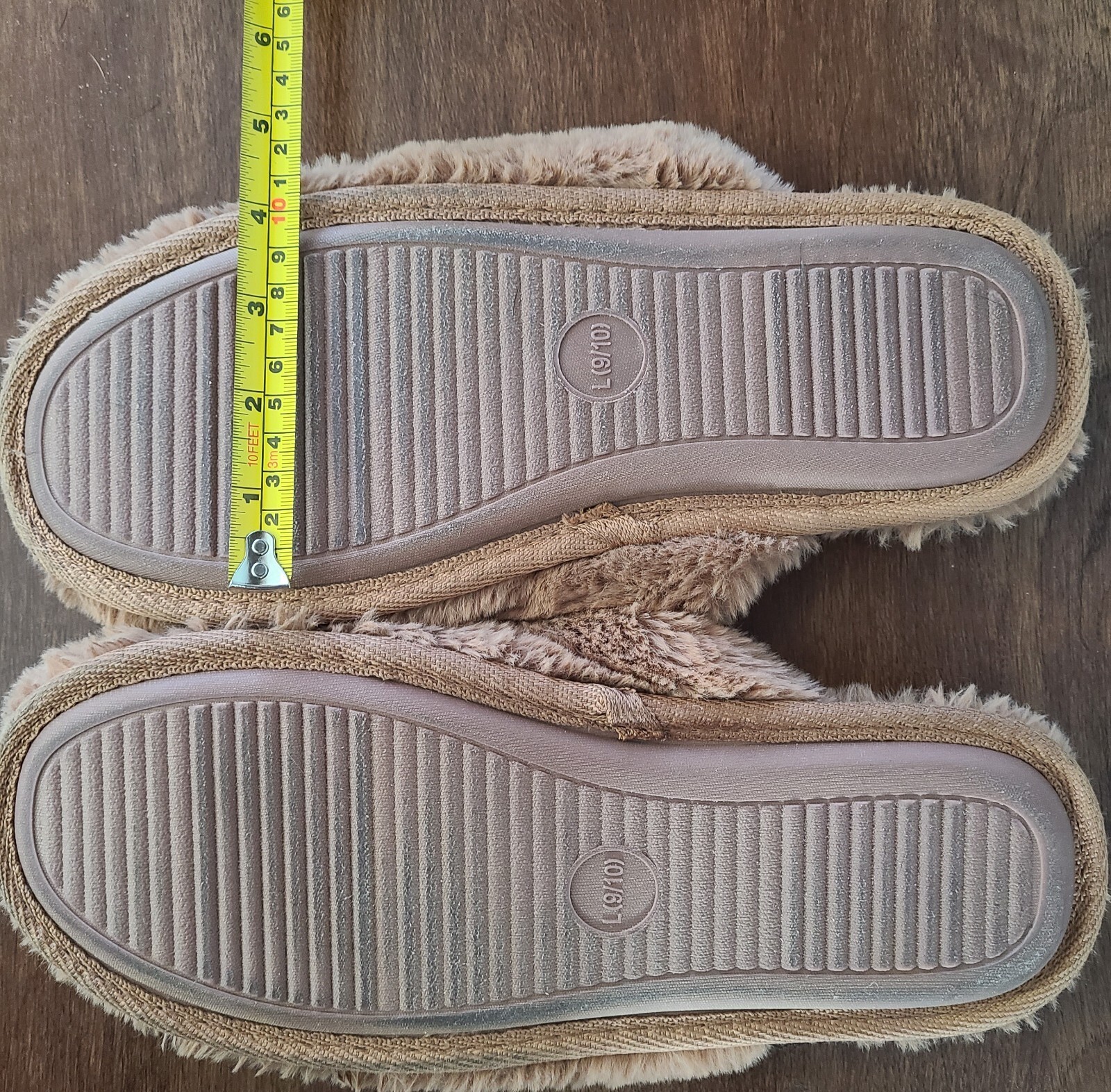 Plush Faux Fur House Slippers Size 9-10 Indoor Outdoor Non Slip Fuzzy Slides