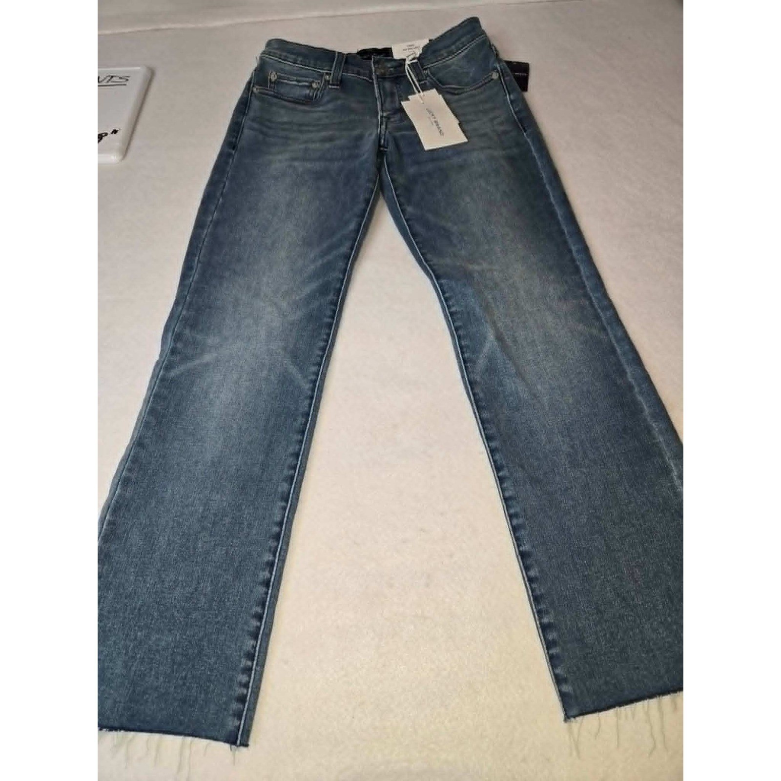 Lucky Brand Sweet Mid Rise Crop Jeans Medium Wash Raw Hem 7W15674 Size 2/26 NEW