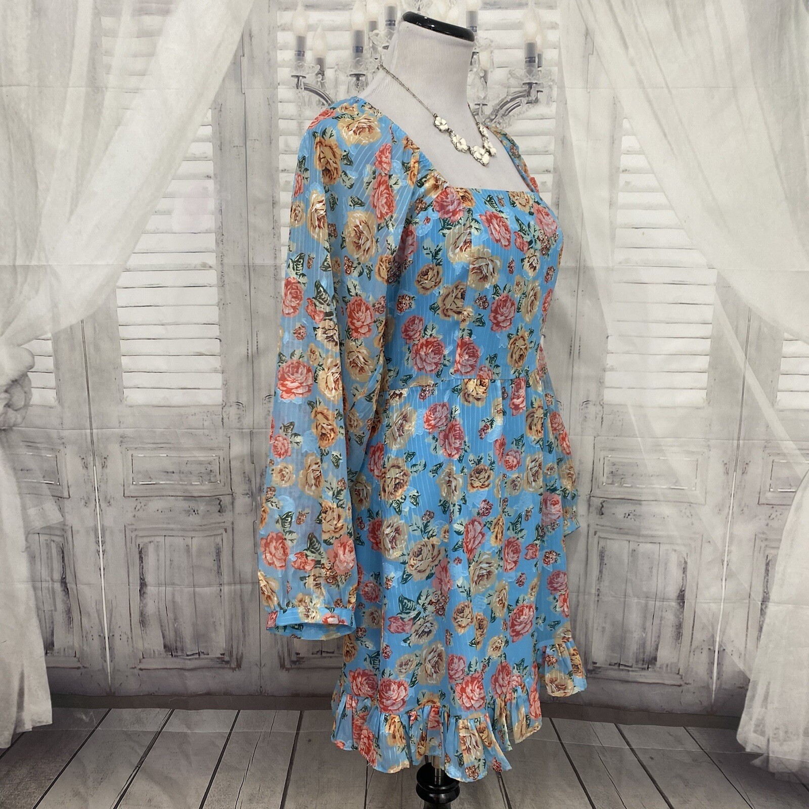 Adelyn Rae Medium Blue Floral Vero Poet Sleeve Ruffle Hem A-Line Square Neck B29