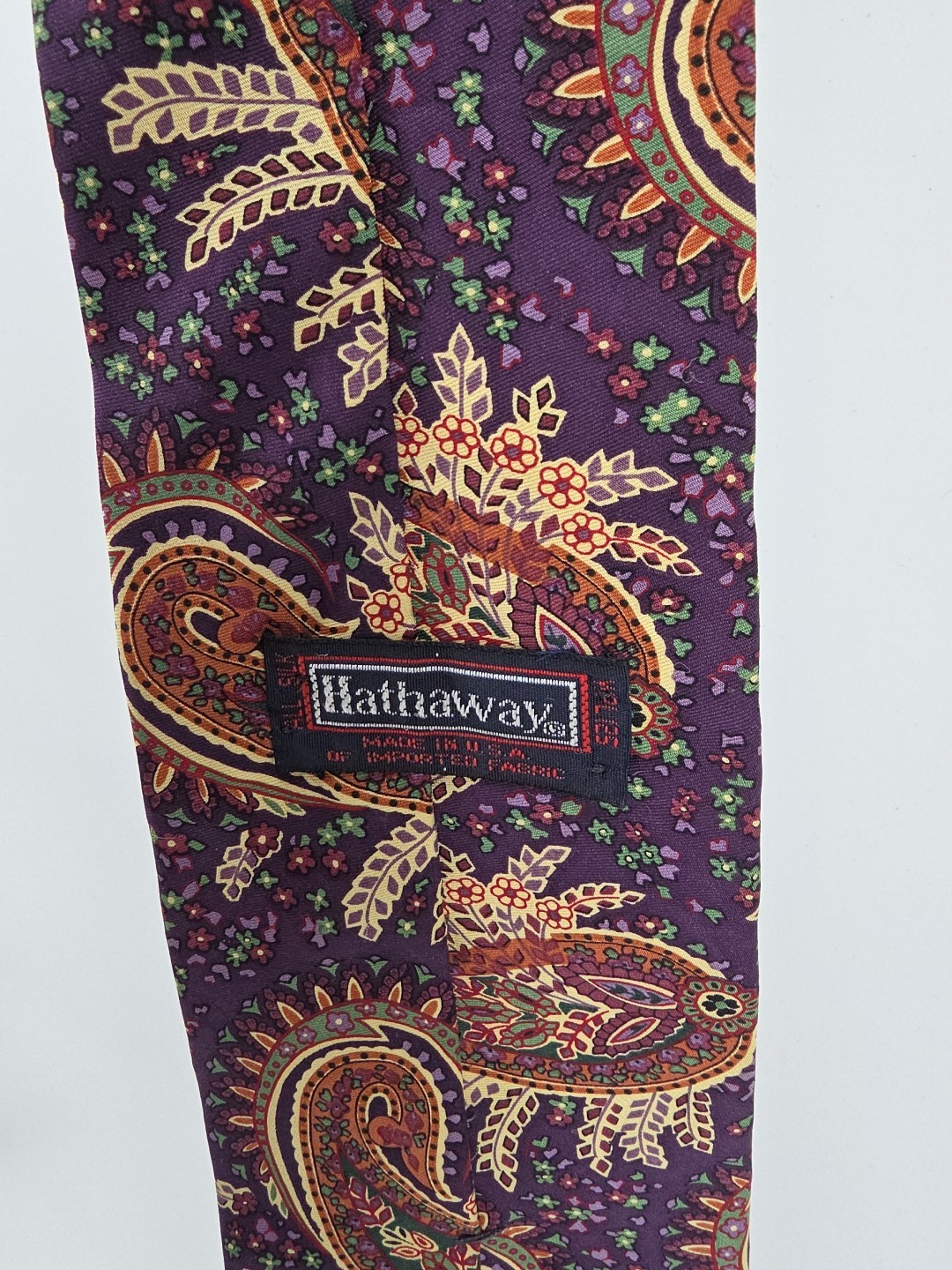 Vintage Hathaway Tie Men’s Plum Beige Paisley All Silk Made in USA Necktie 90s