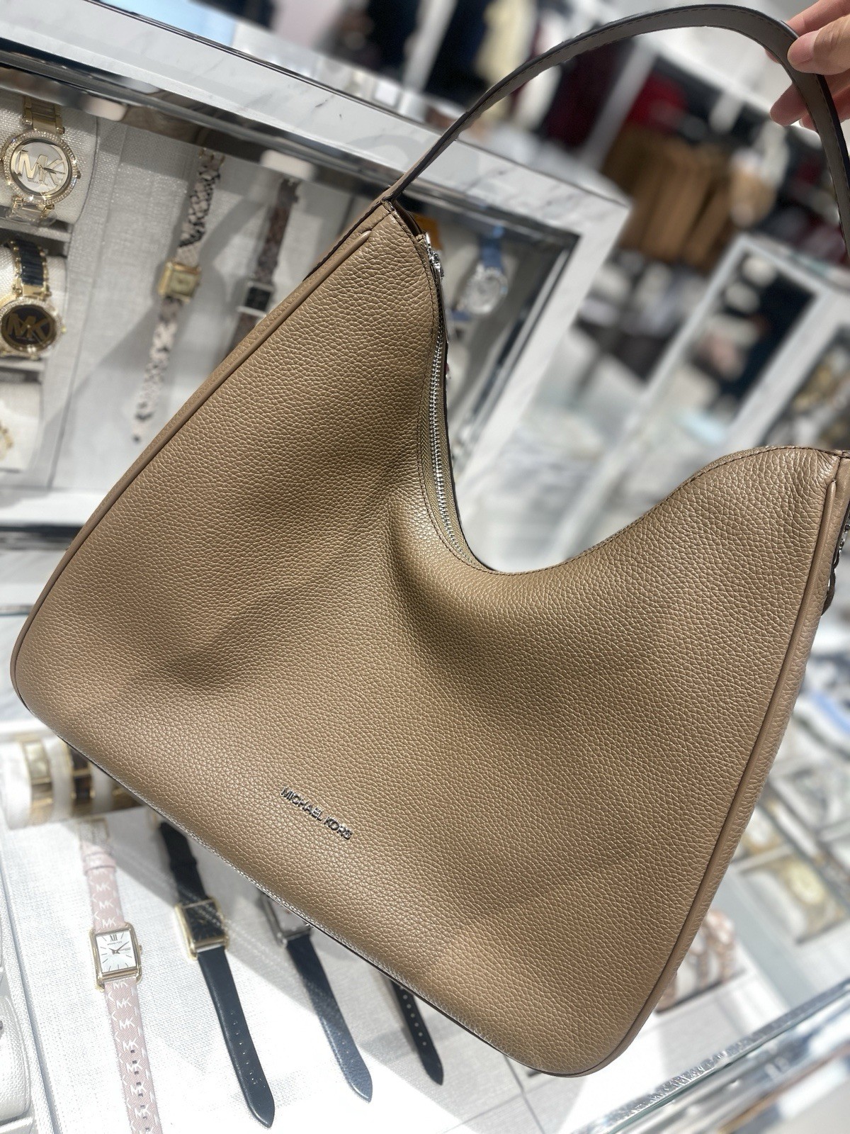 MICHAEL KORS OUTLET Nayla Medium Pebbled Leather Hobo Shoulder Bag NWT