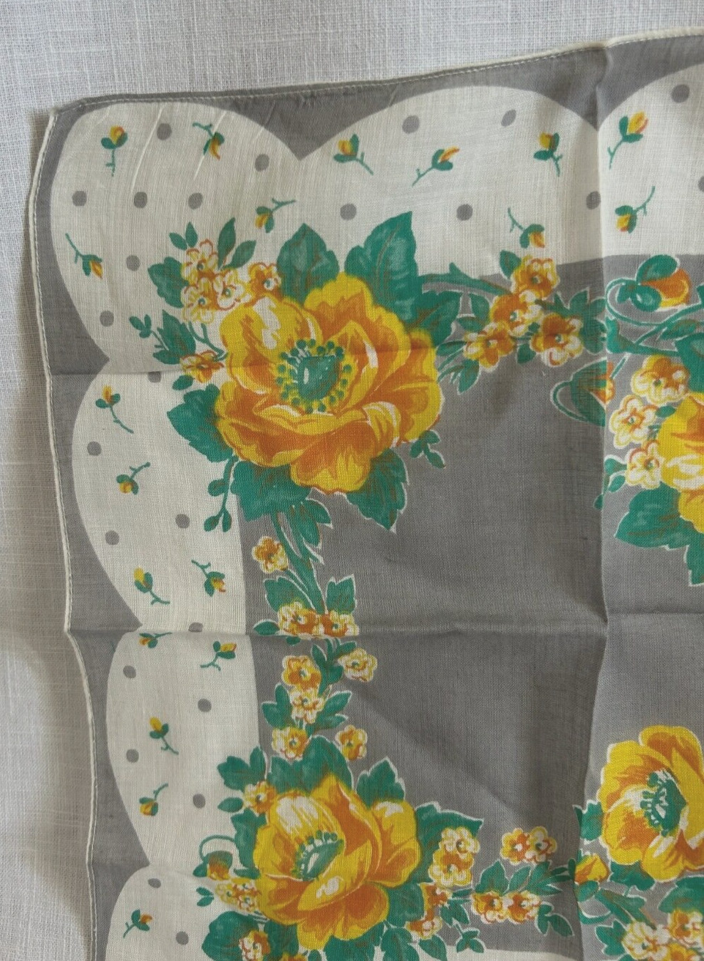 Vintage Ladies Cotton Handkerchief 11 in x 11.5 in Yellow Roses Floral