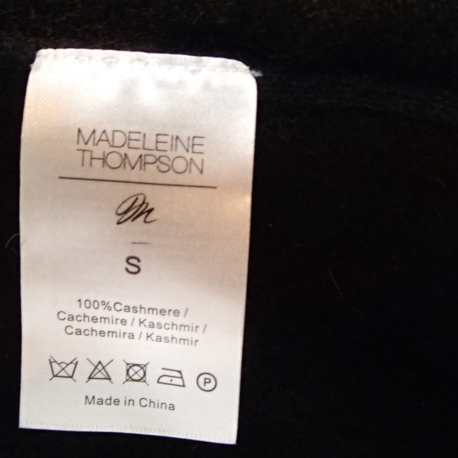 Madeleine Thompson black Cashmere Cardigan Long Sleeve sz S sweater belt pockets