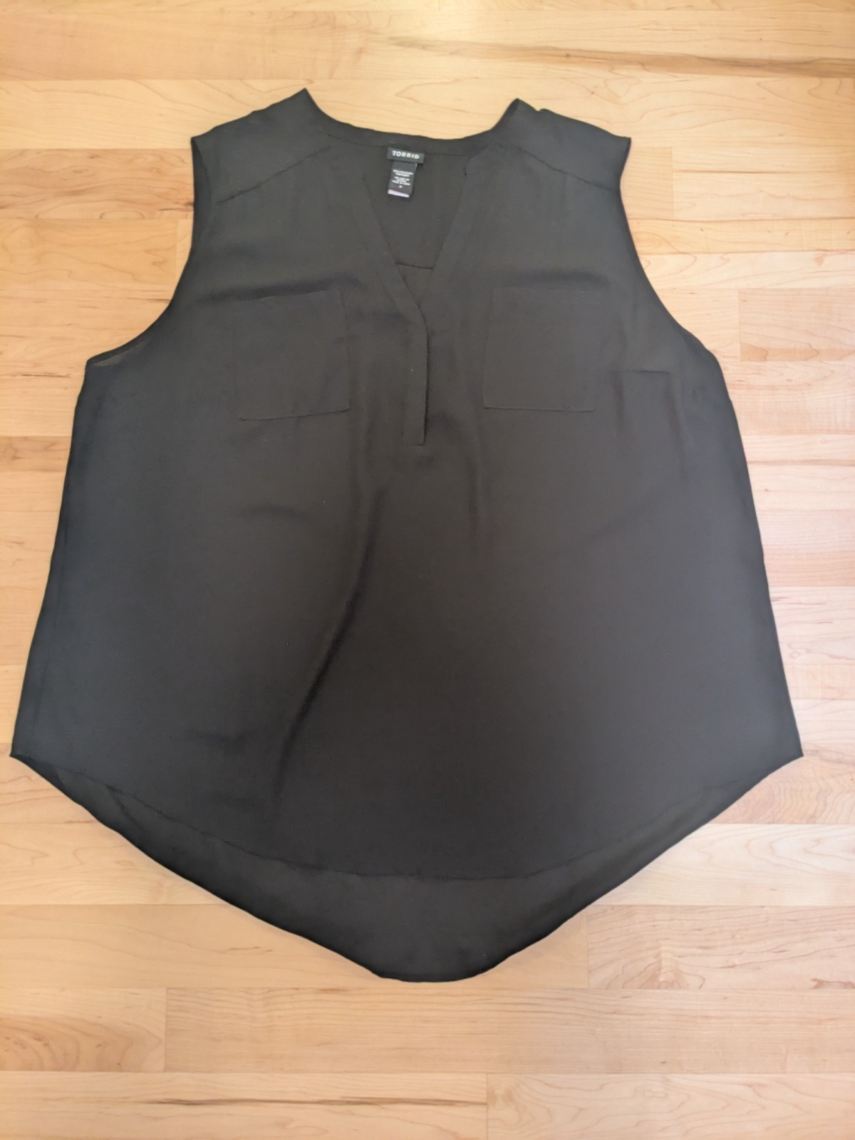 3 Torrid Henley Black V Neck Pocket Sleeveless Tank Top Shirt 3X 22 24